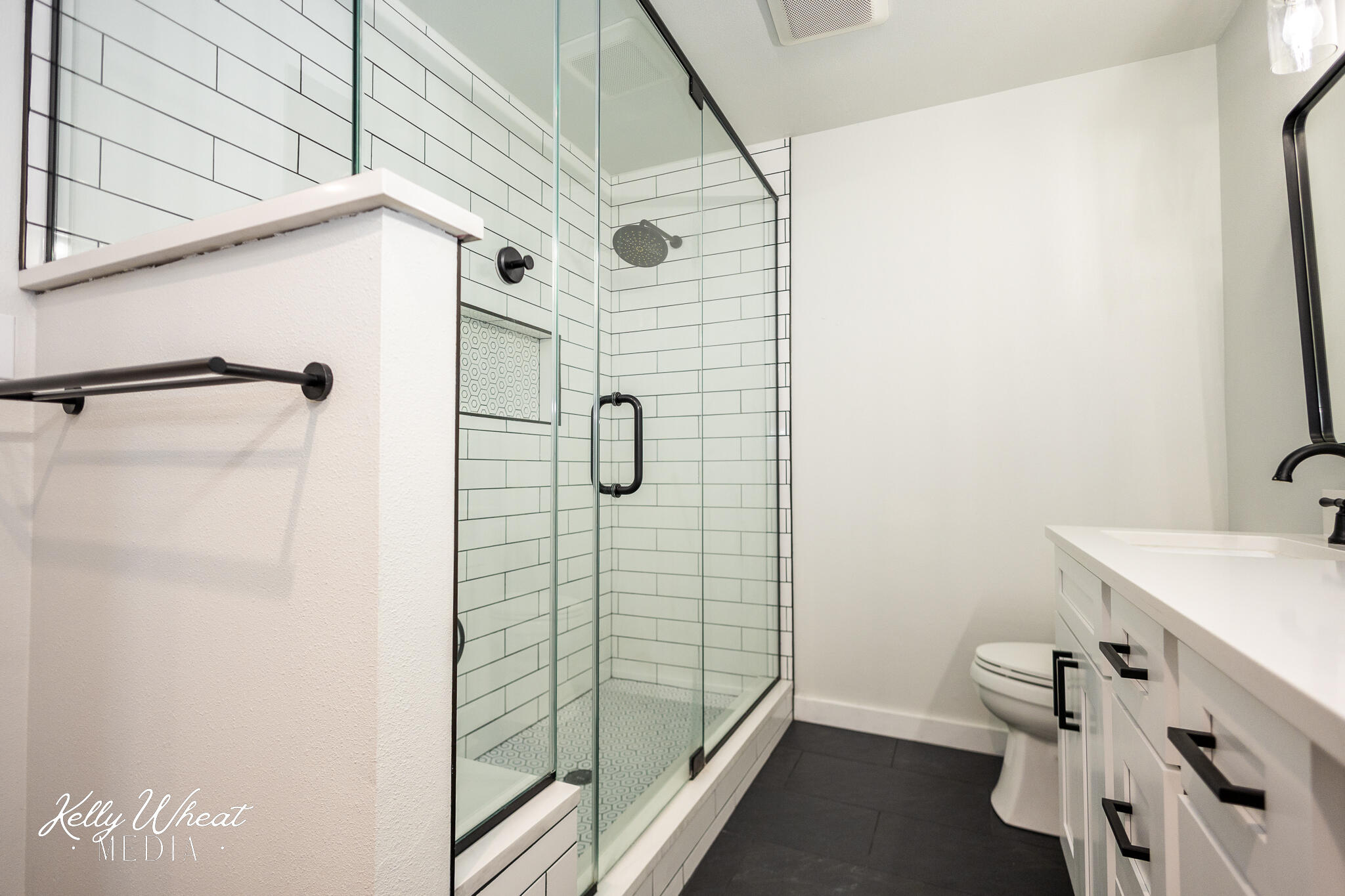 2644 Parkview Drive Property Photo 40