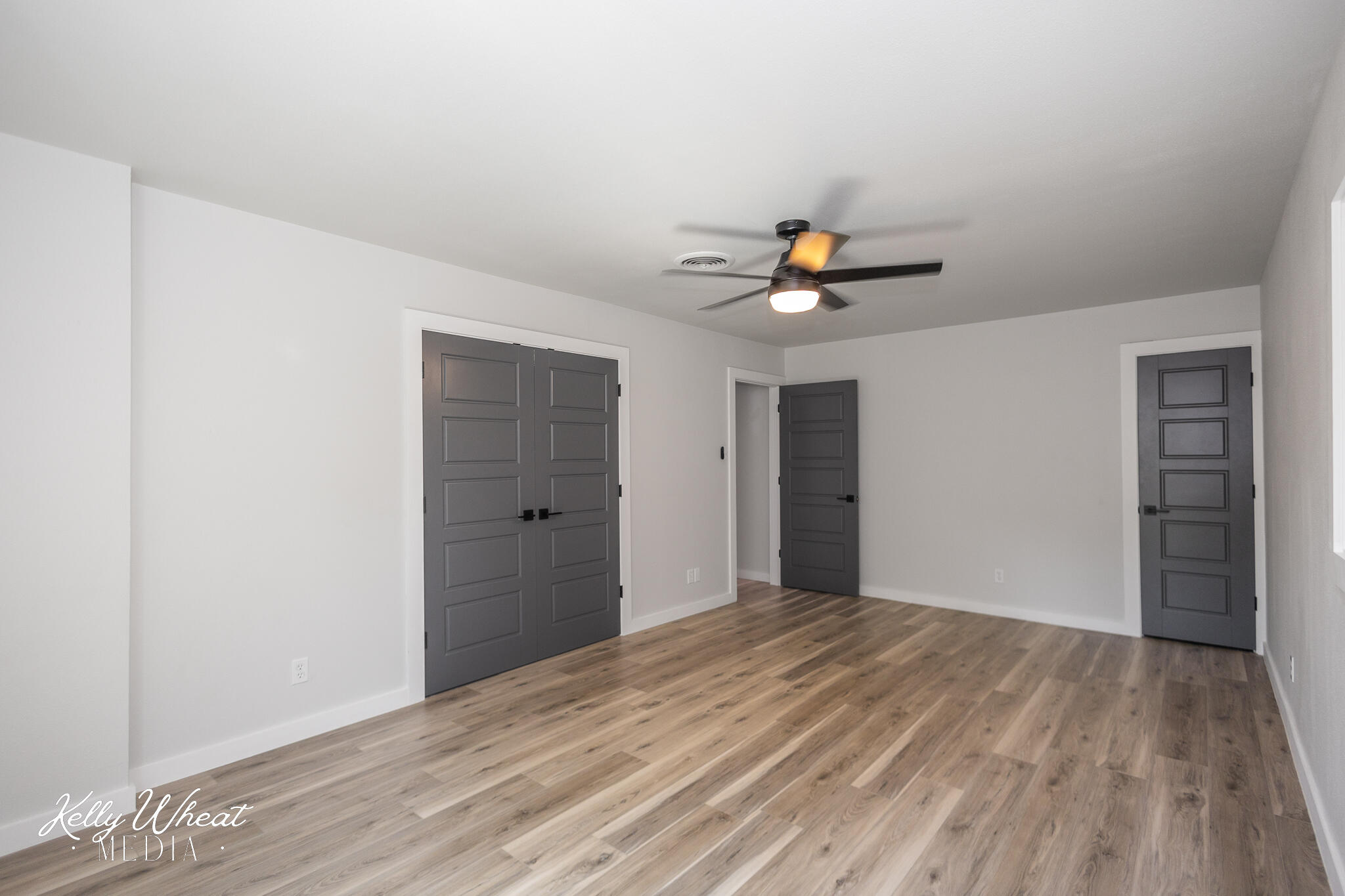 2644 Parkview Drive Property Photo 42
