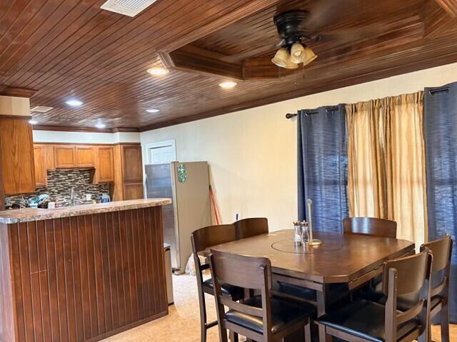 10693 Emmitt Lane Property Photo 4