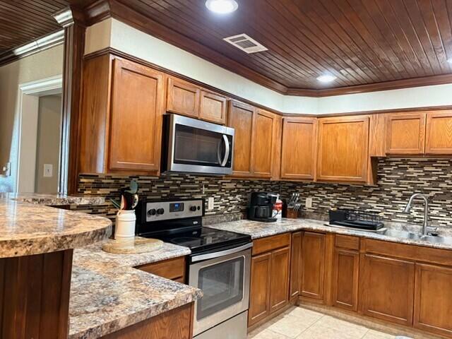 10693 Emmitt Lane Property Photo 7