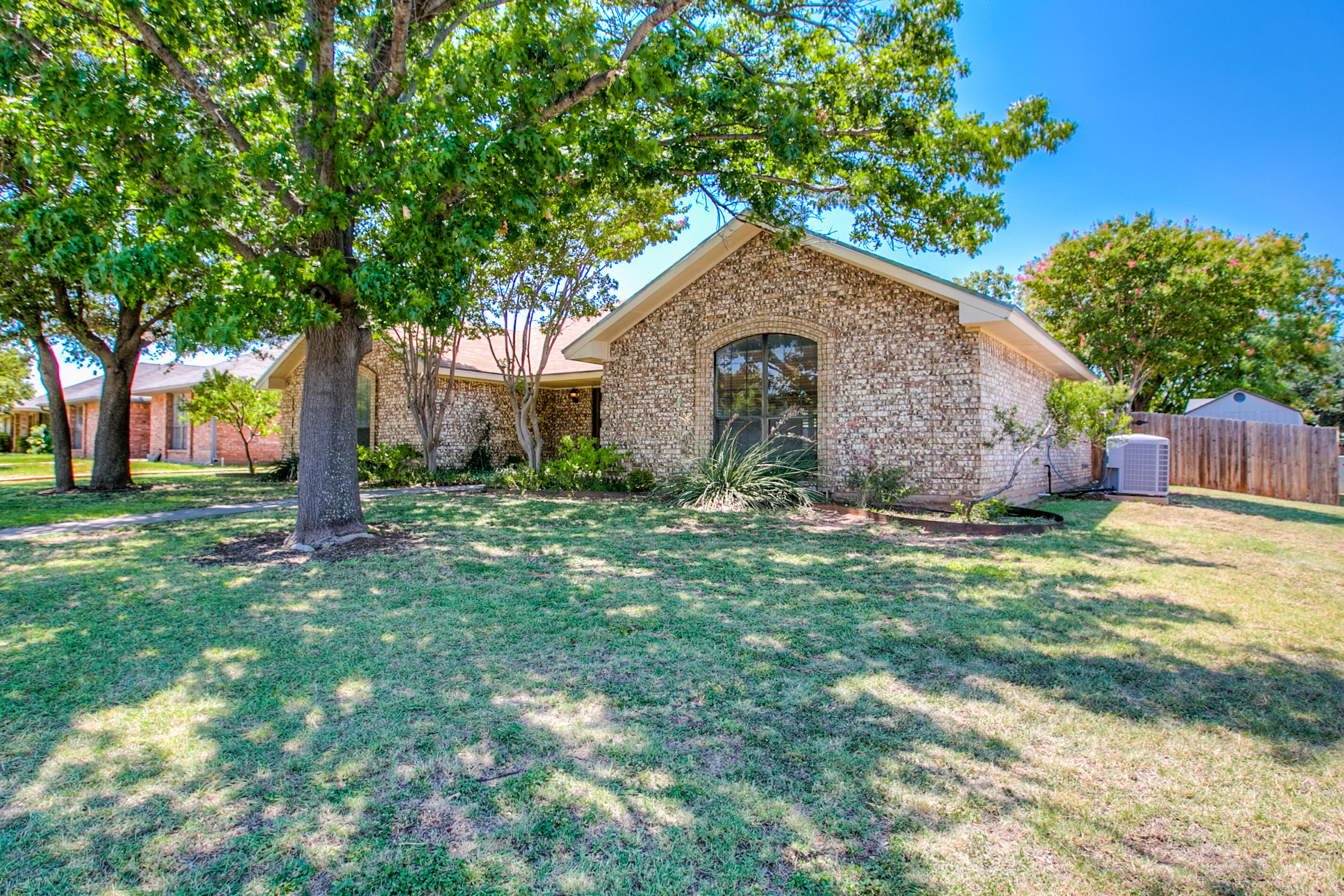 4201 Shefflera Drive Property Photo 2