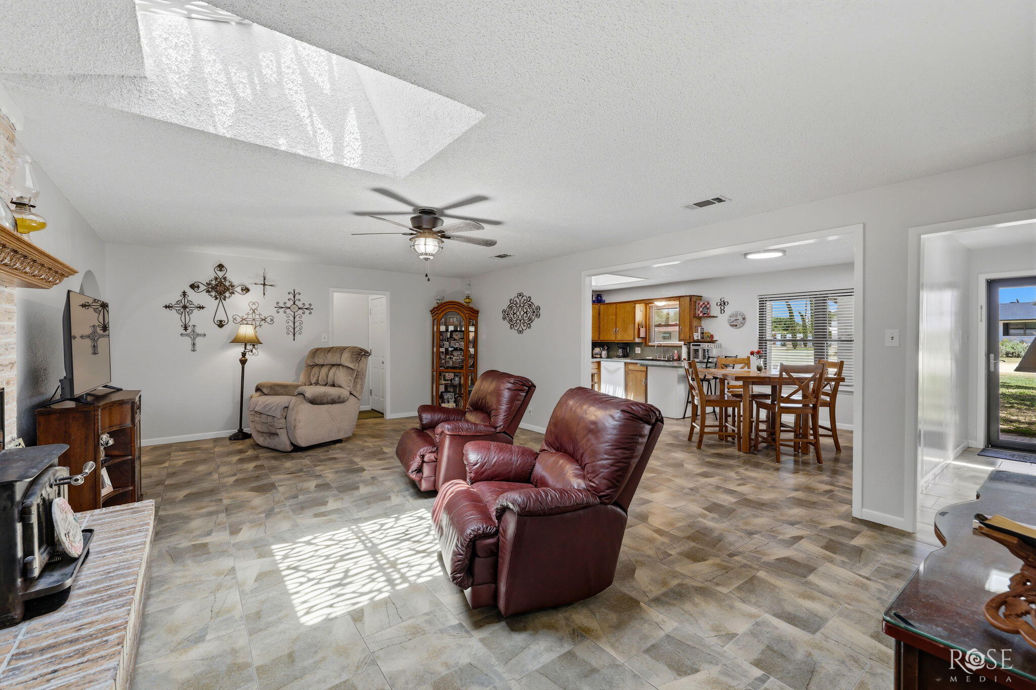 203 Tyler Terrace Drive Property Photo 2