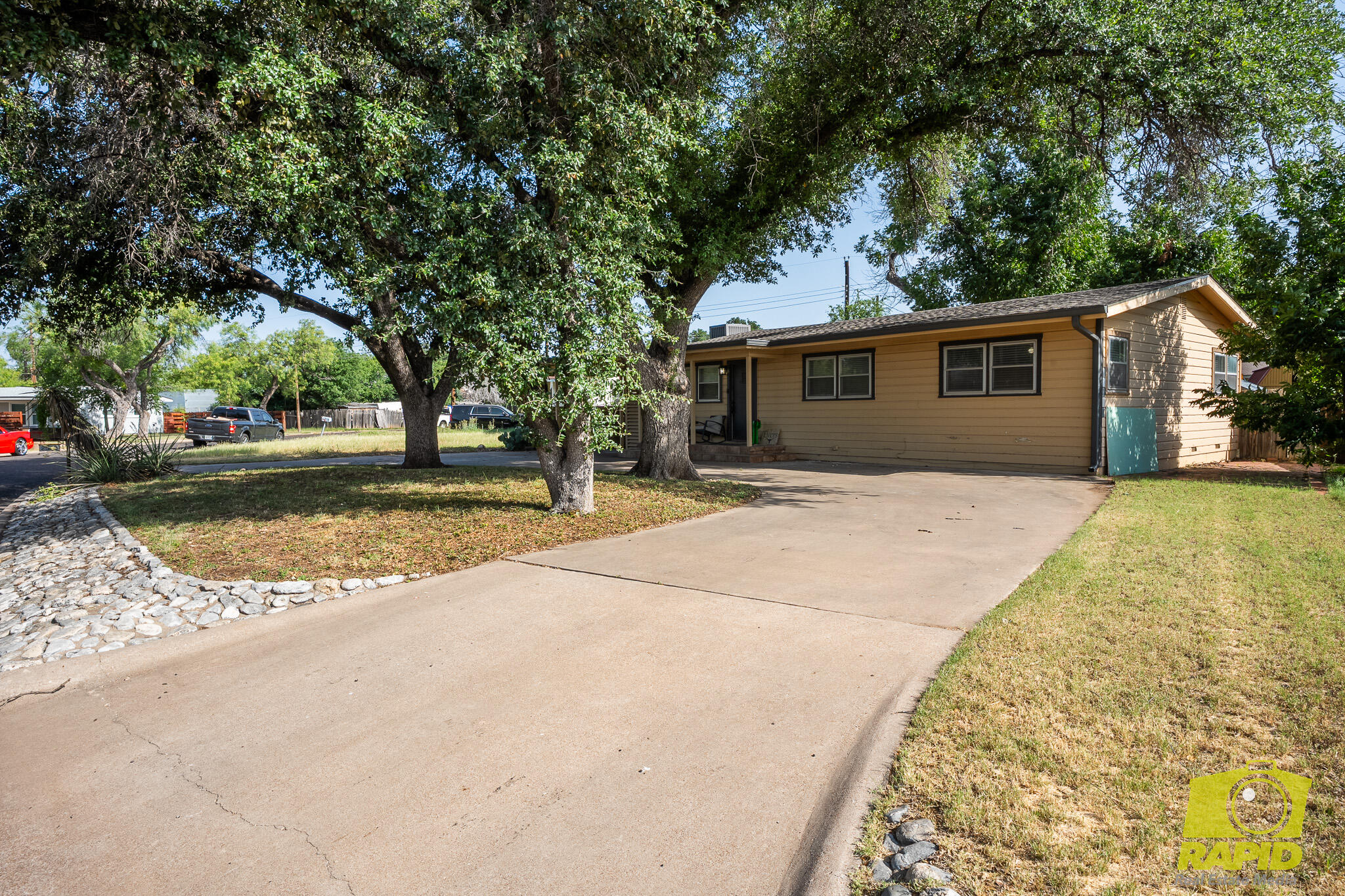 2508 Smu Avenue Property Photo 6