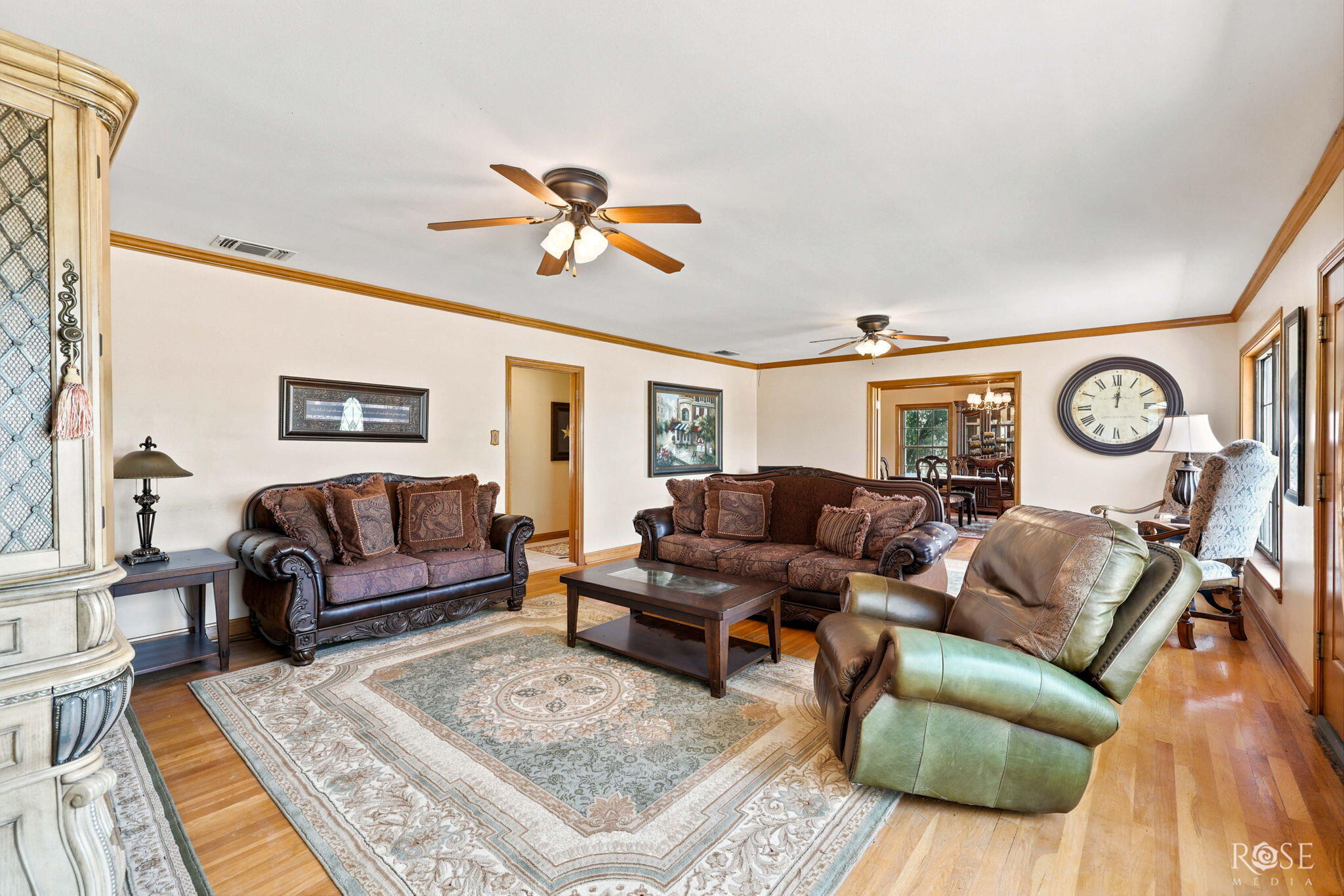 302 S Broadway Street Property Photo 5