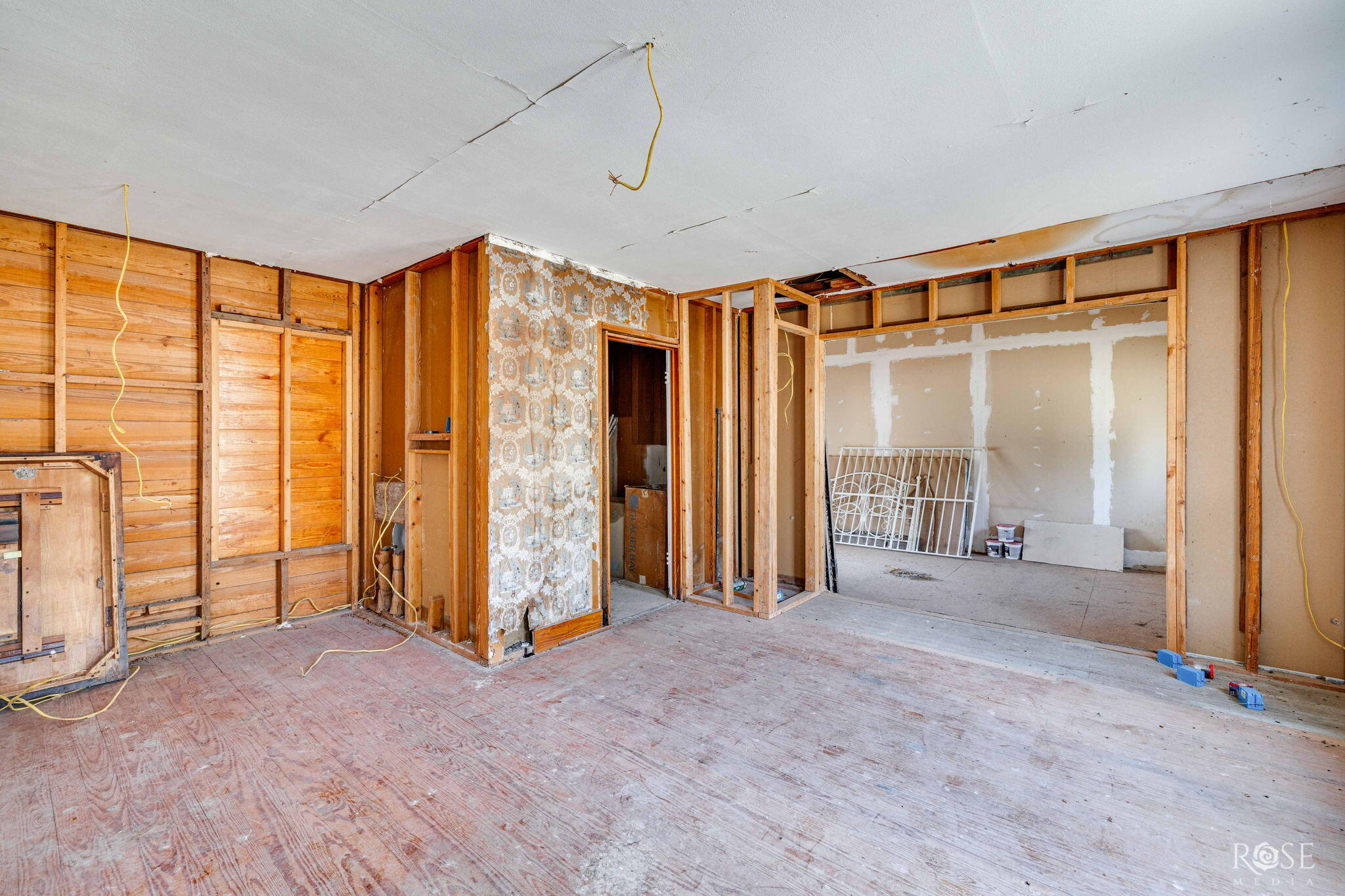 302 S Broadway Street Property Photo 35