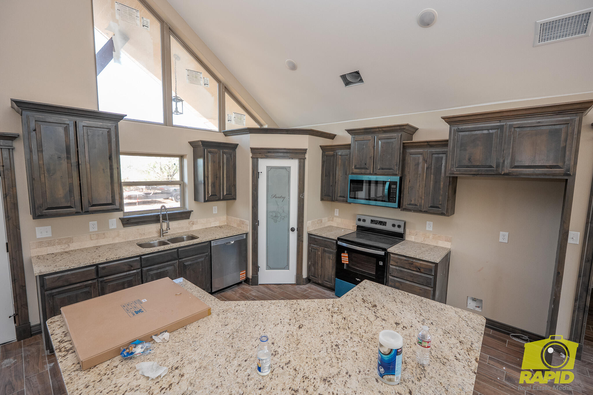 9641 Jaguar Trail Property Photo 4