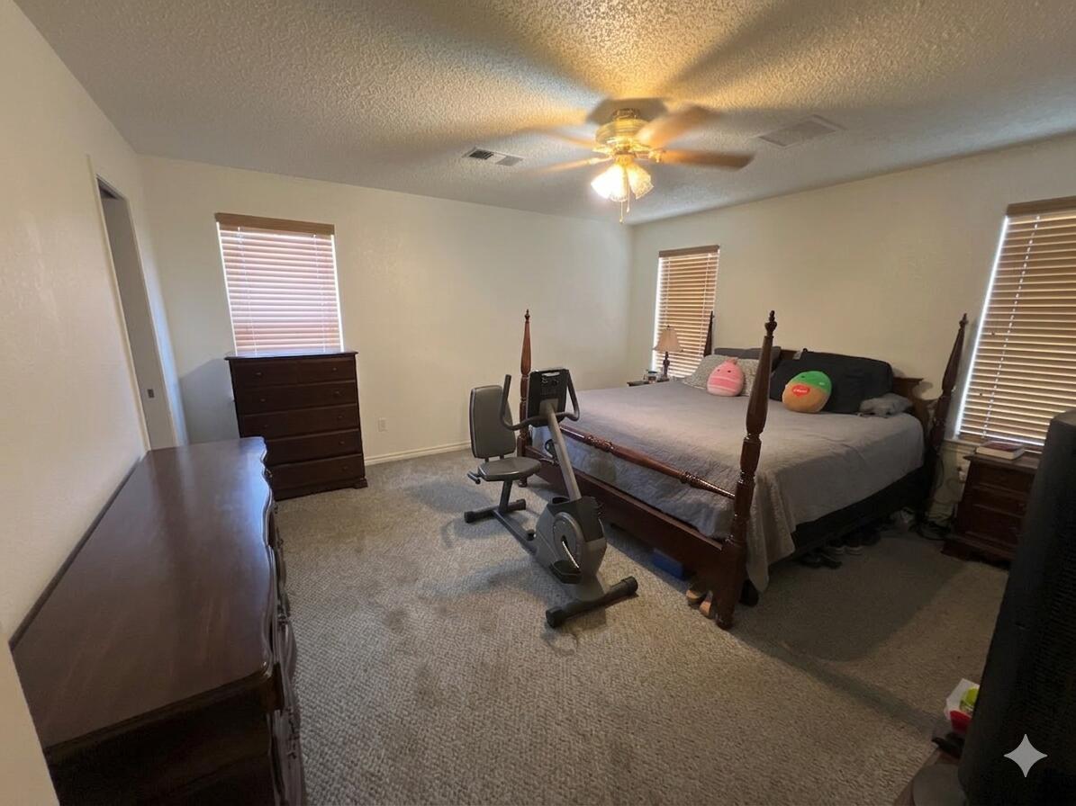111 East Avenue Property Photo 5