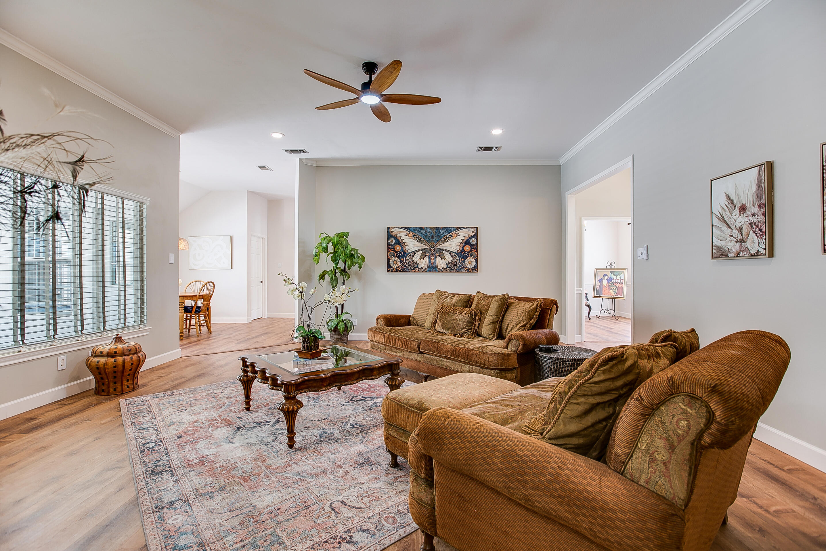 1225 Avondale Avenue Property Photo 7