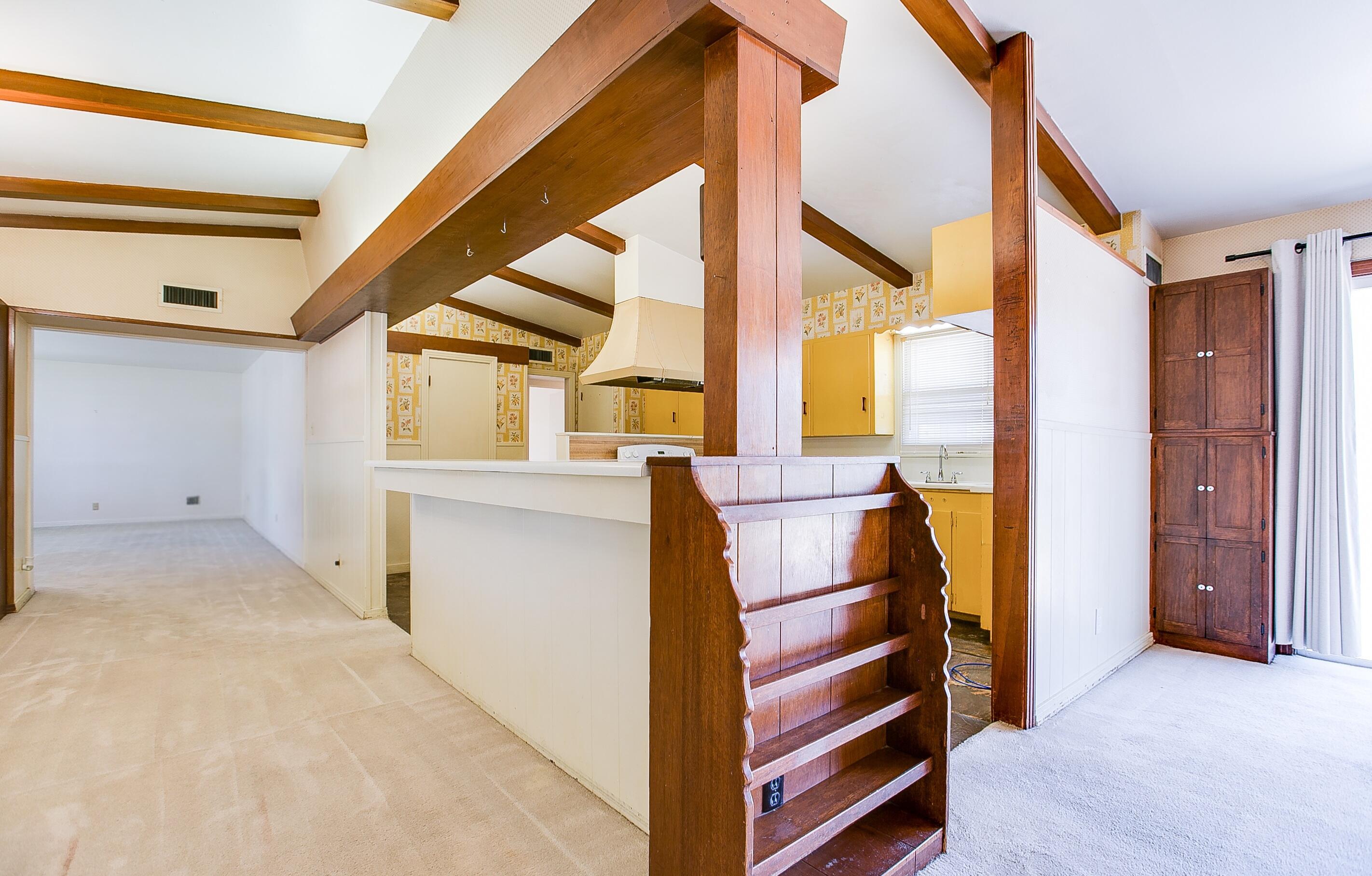 2811 W Twohig Avenue Property Photo 11