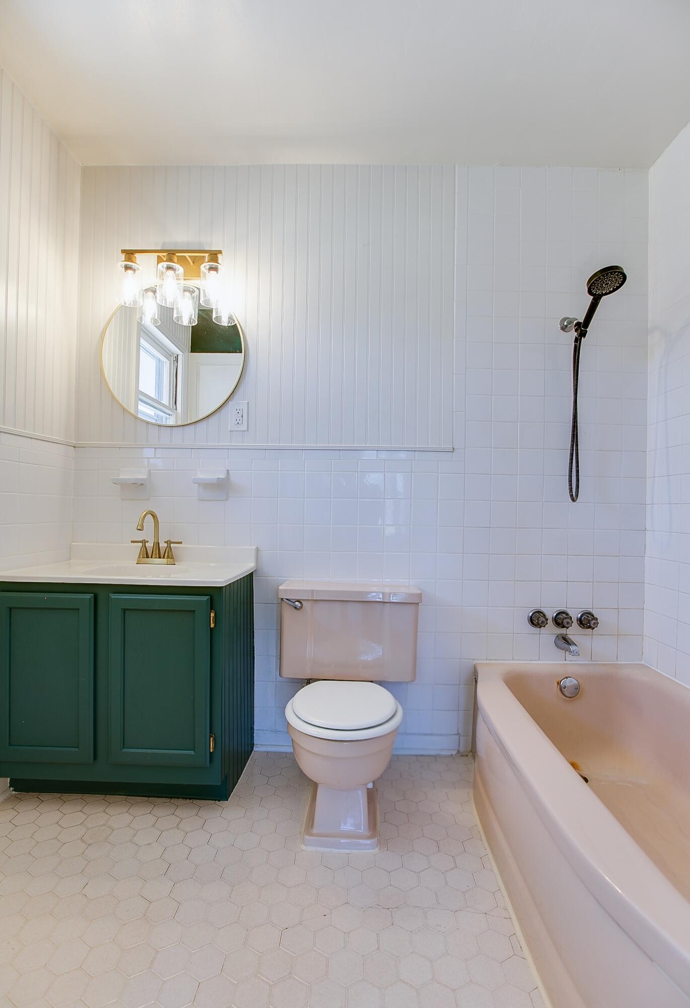 2811 W Twohig Avenue Property Photo 17