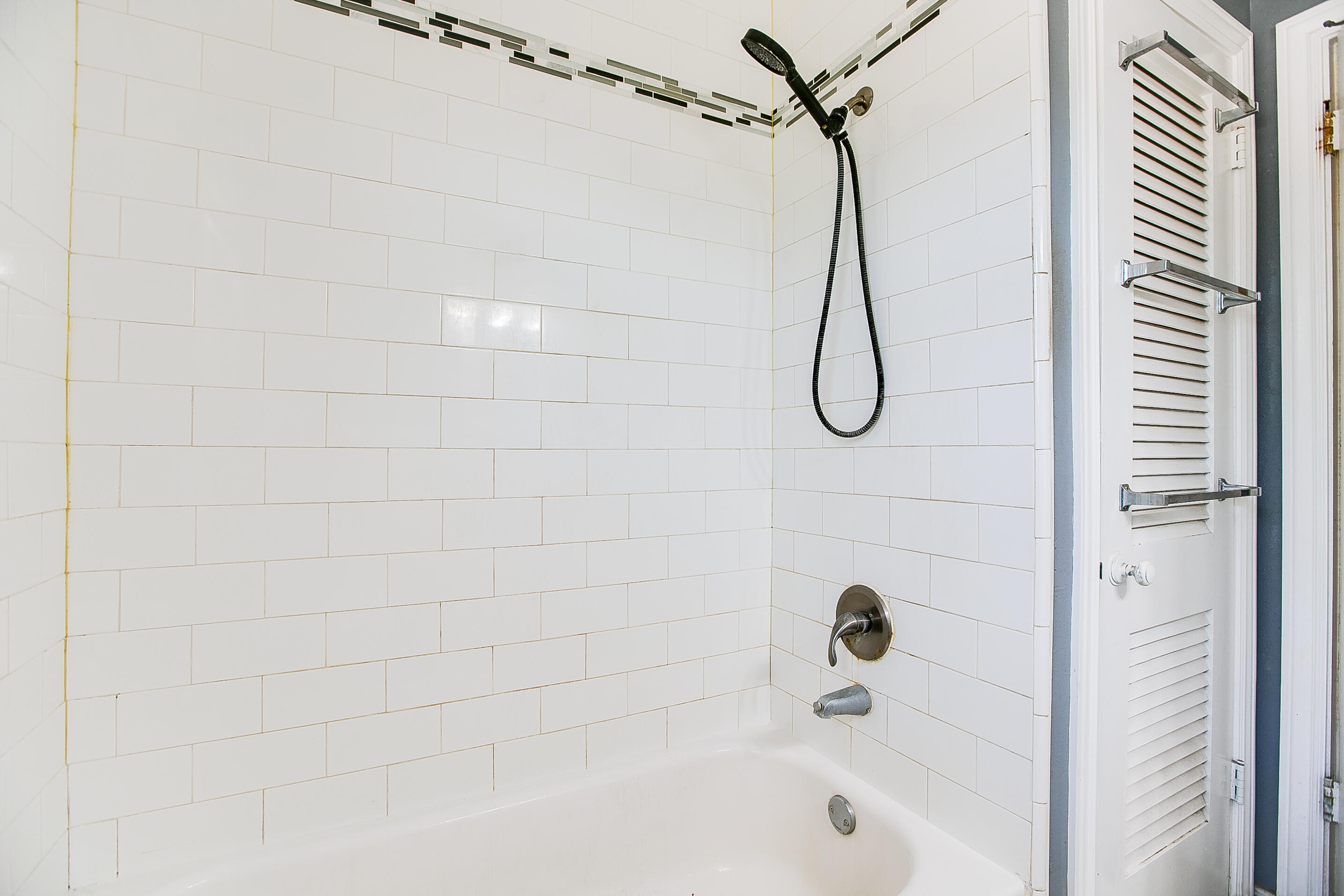 2811 W Twohig Avenue Property Photo 23