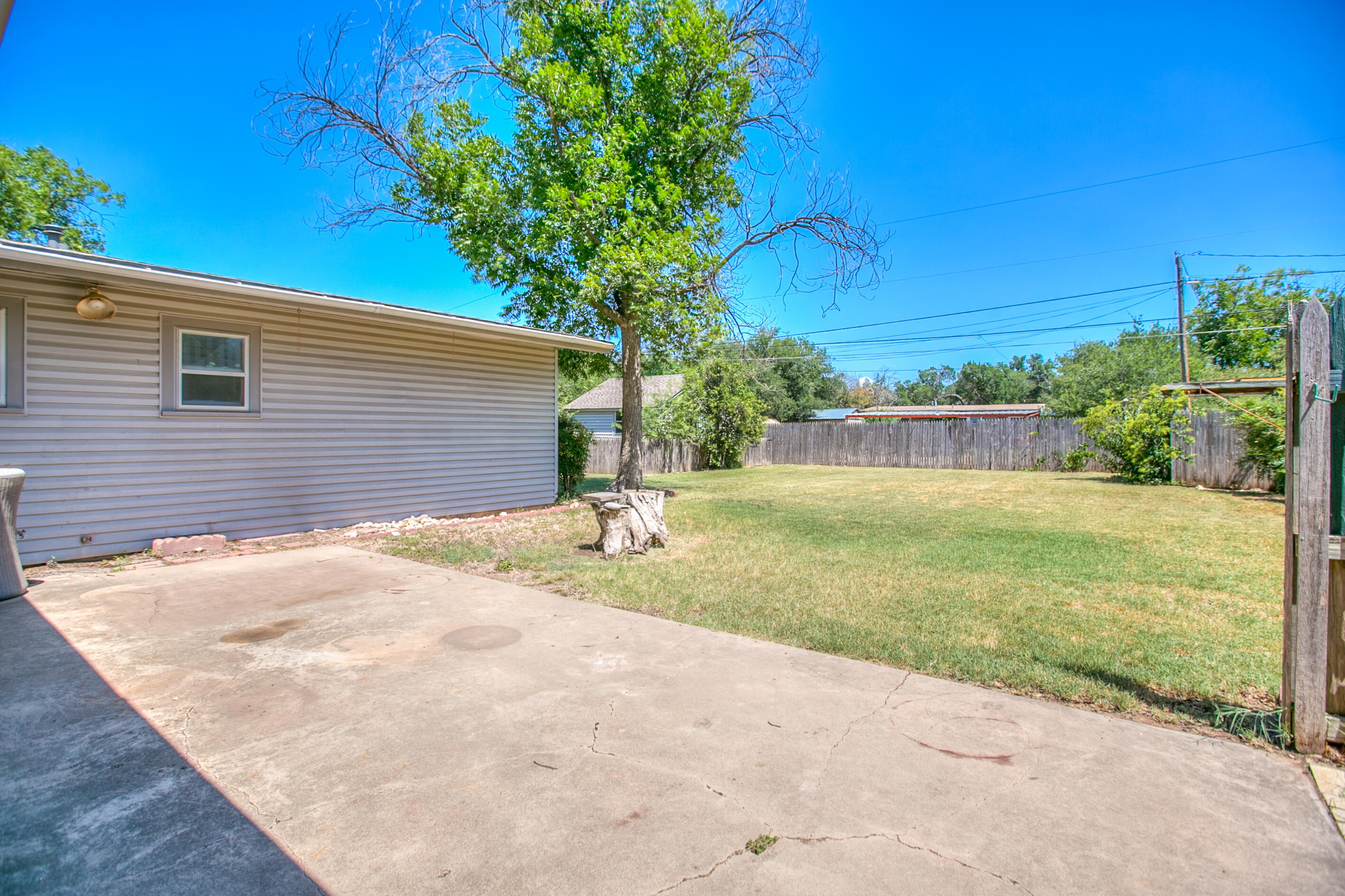 2811 W Twohig Avenue Property Photo 26