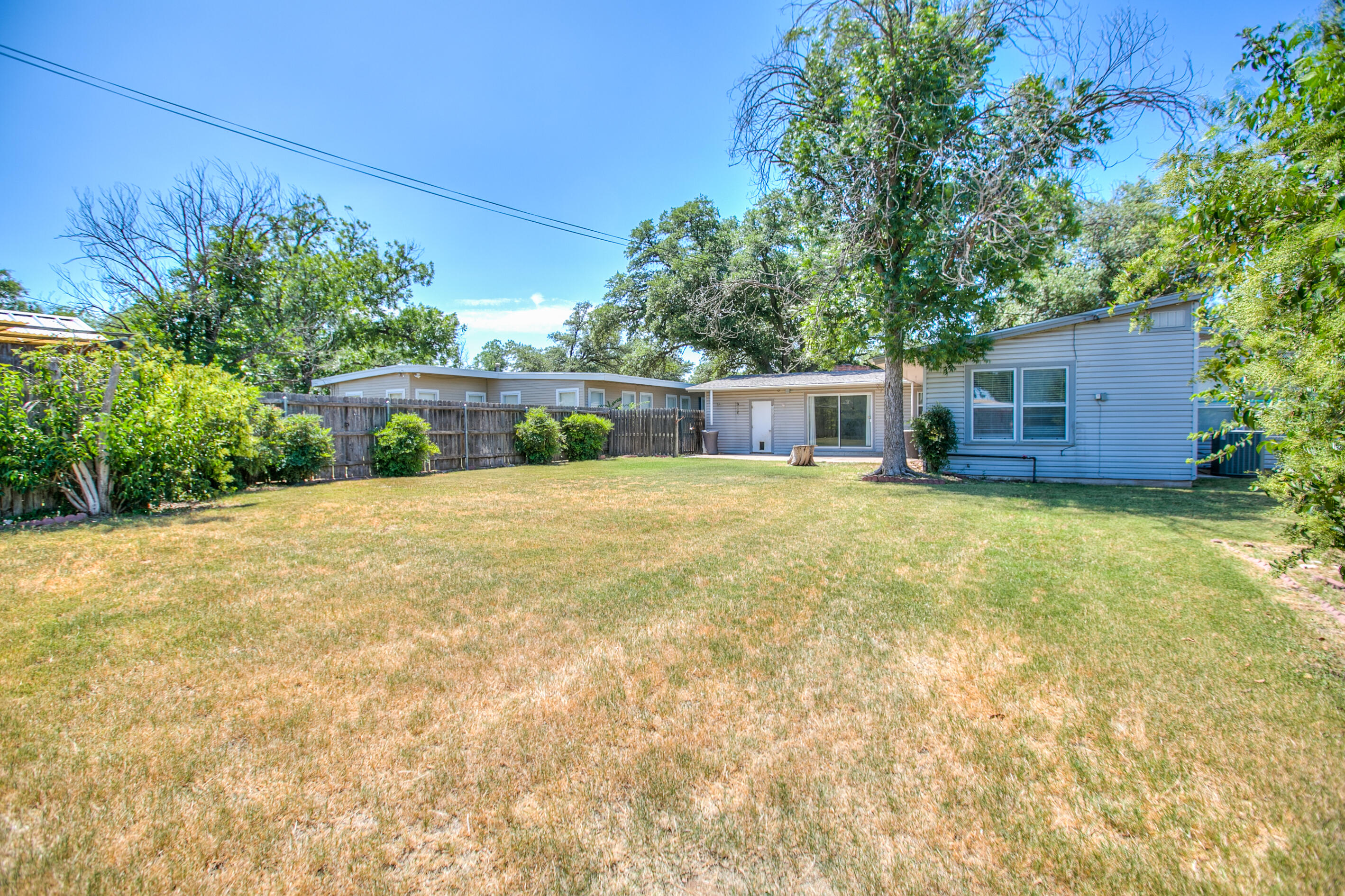 2811 W Twohig Avenue Property Photo 28