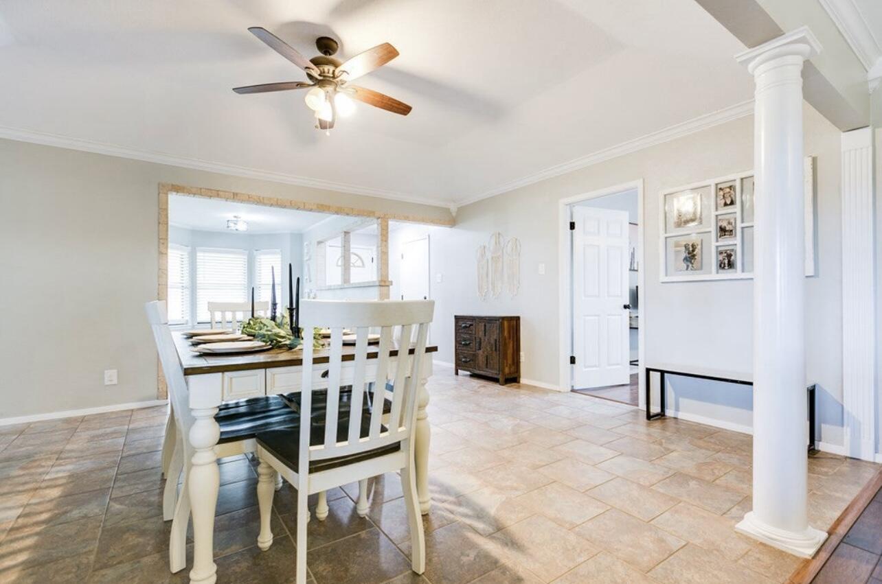 1305 N Broadway Street Property Photo 13