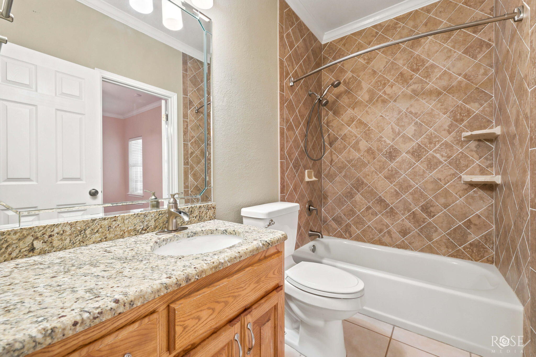 6030 Kingsbridge Drive Property Photo 28