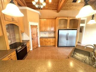 3765 Encino Drive Property Photo 8