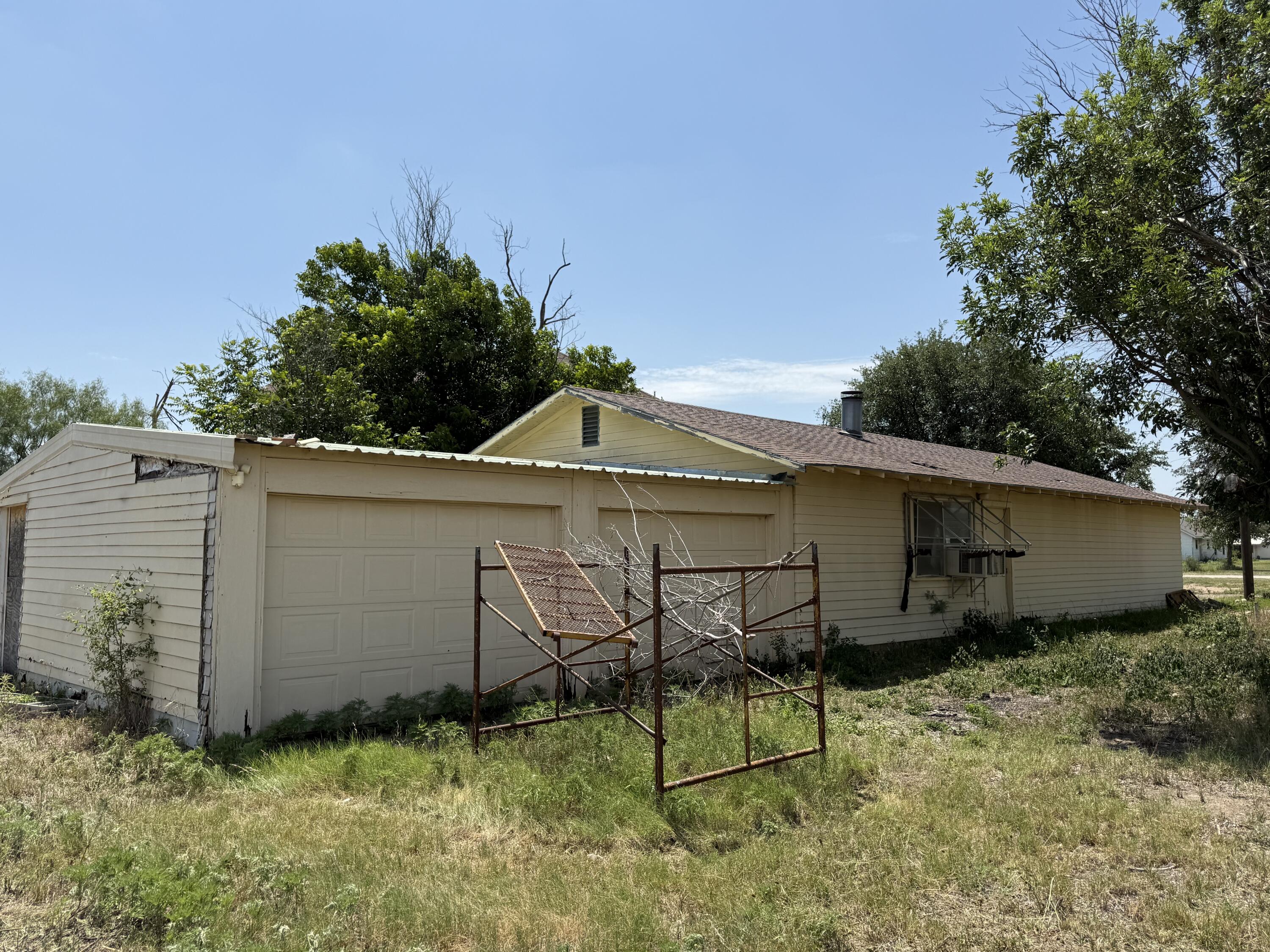 253 N Sims Avenue Property Photo 7