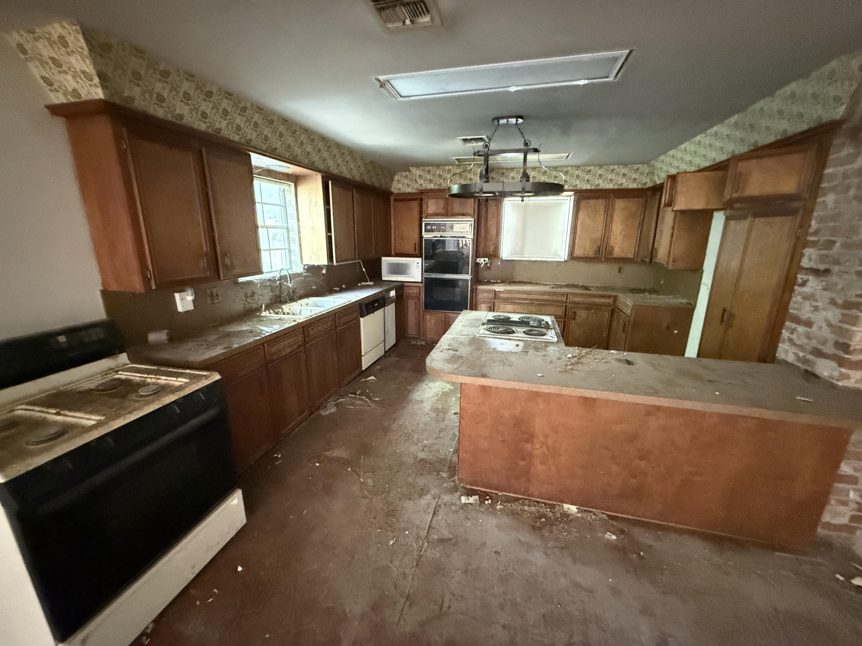 253 N Sims Avenue Property Photo 15