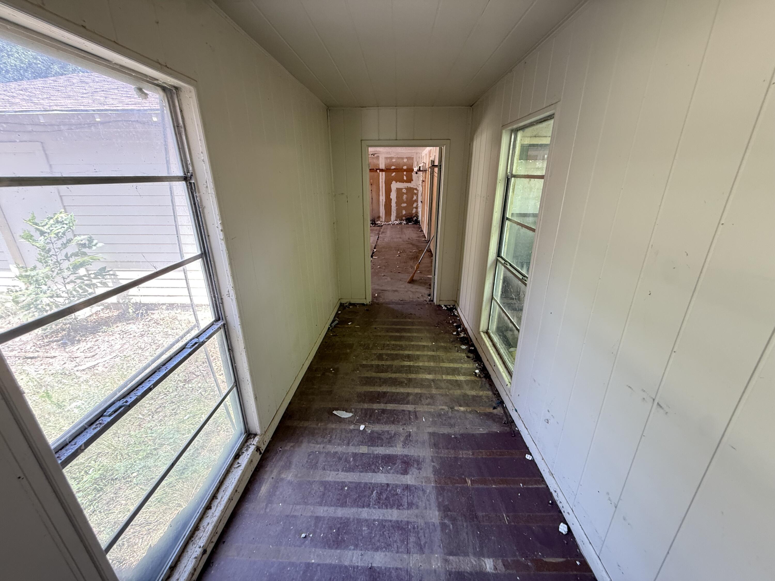 253 N Sims Avenue Property Photo 19
