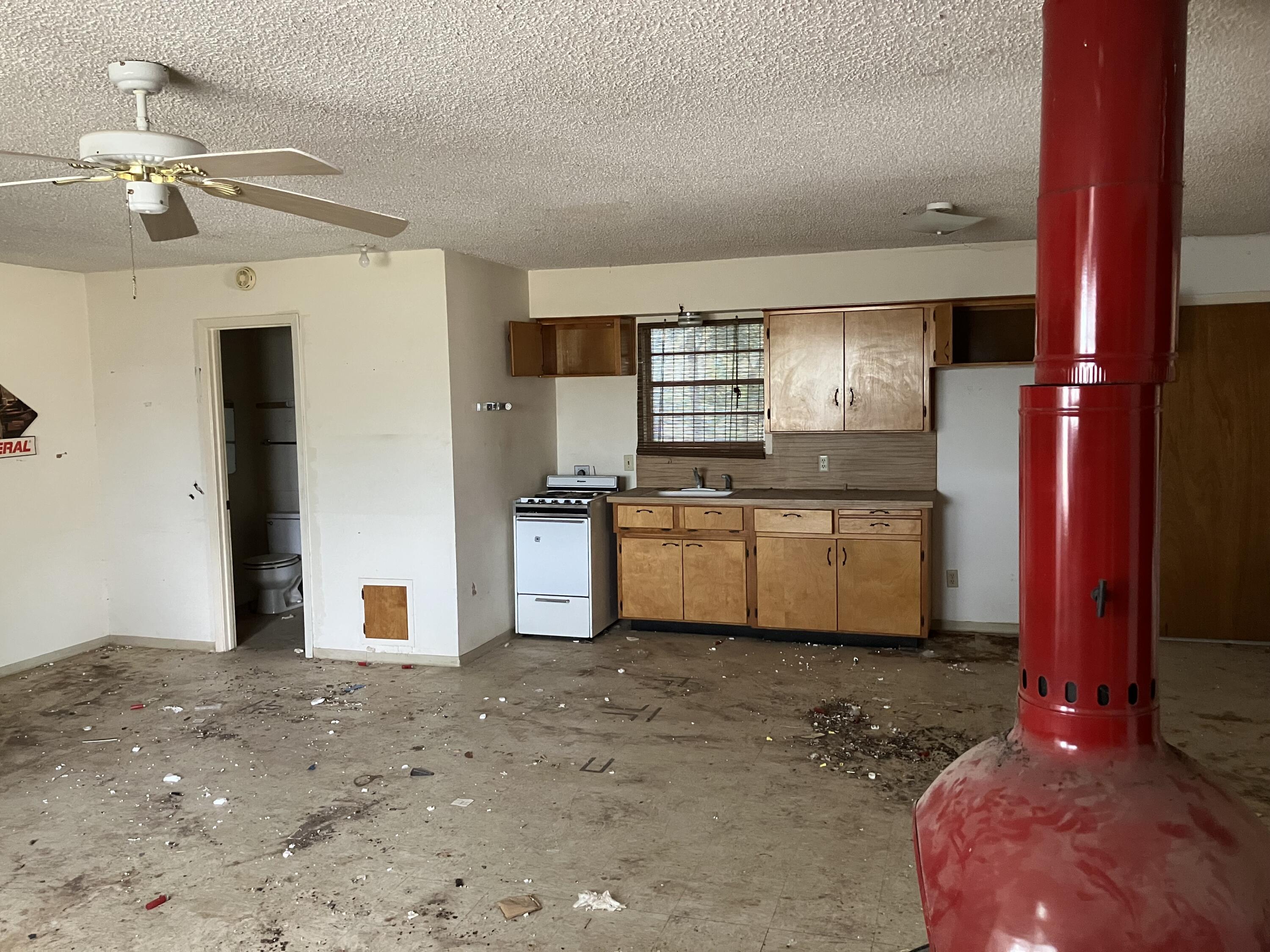 253 N Sims Avenue Property Photo 21