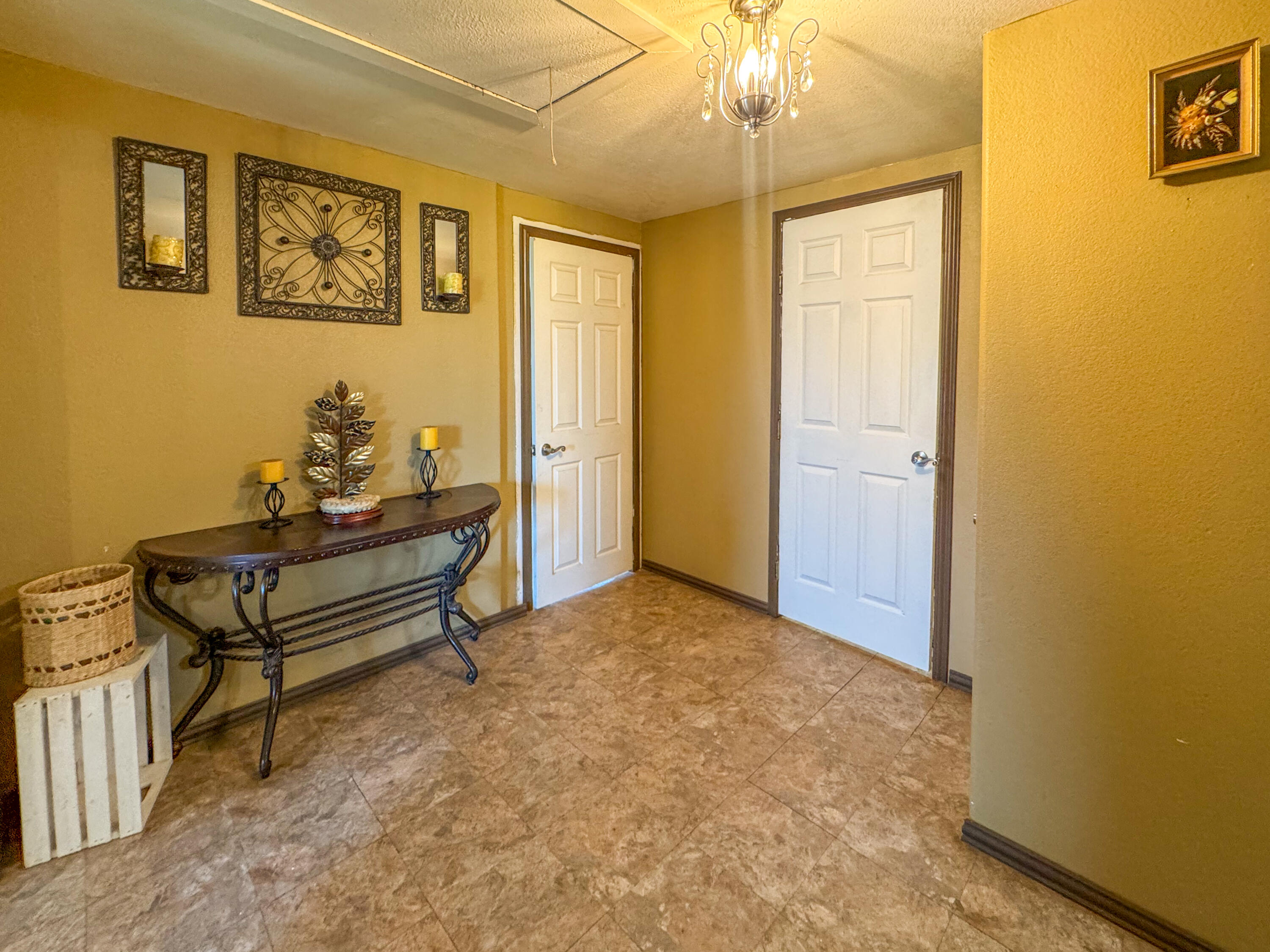 604 Hall Street Property Photo 18