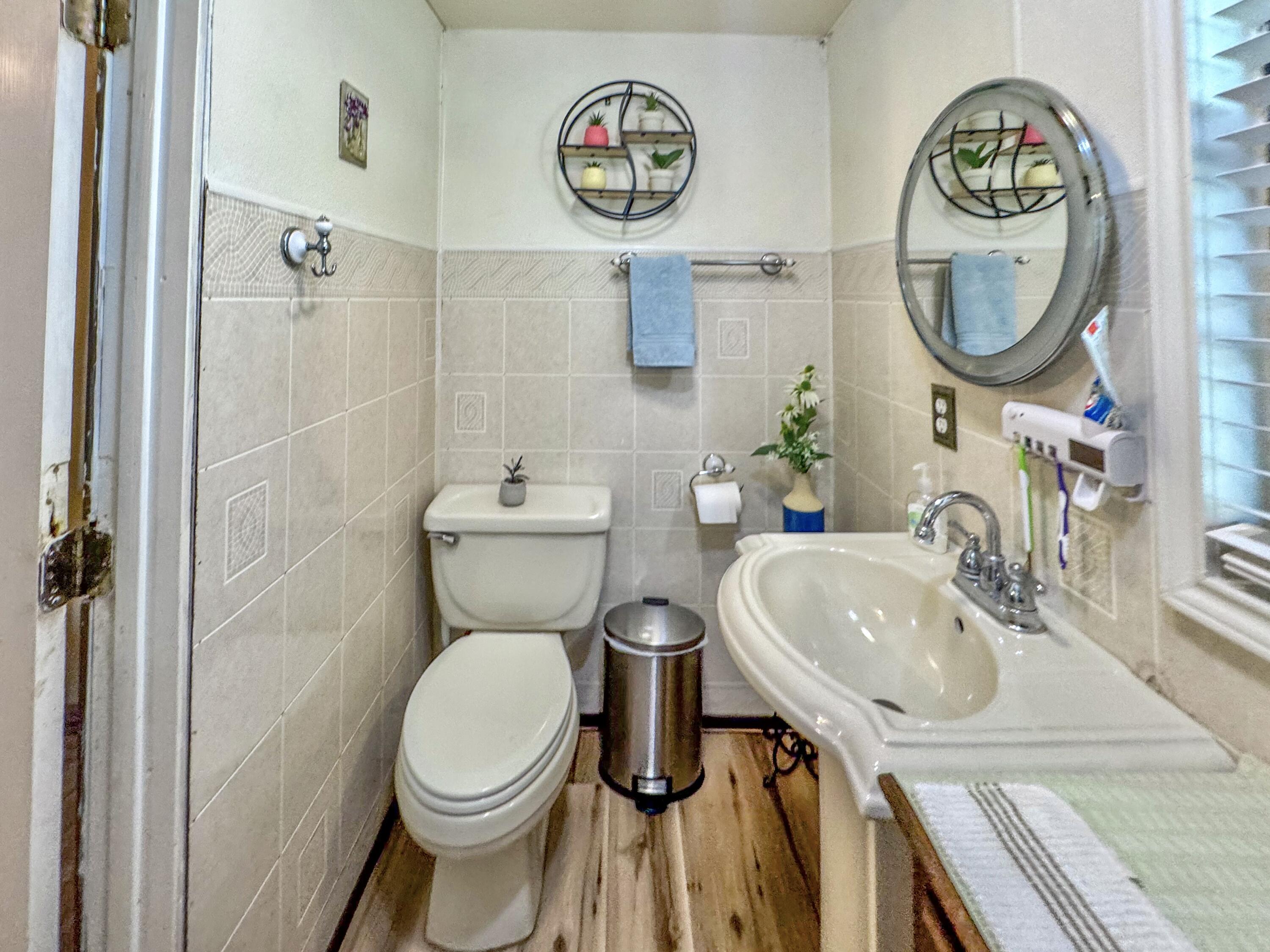 604 Hall Street Property Photo 21