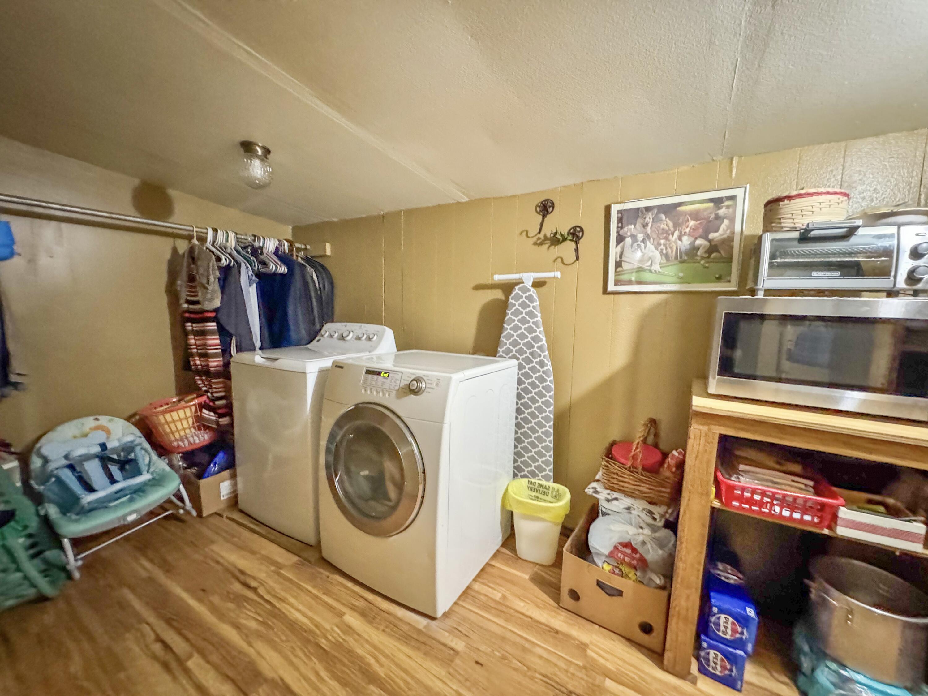 604 Hall Street Property Photo 27
