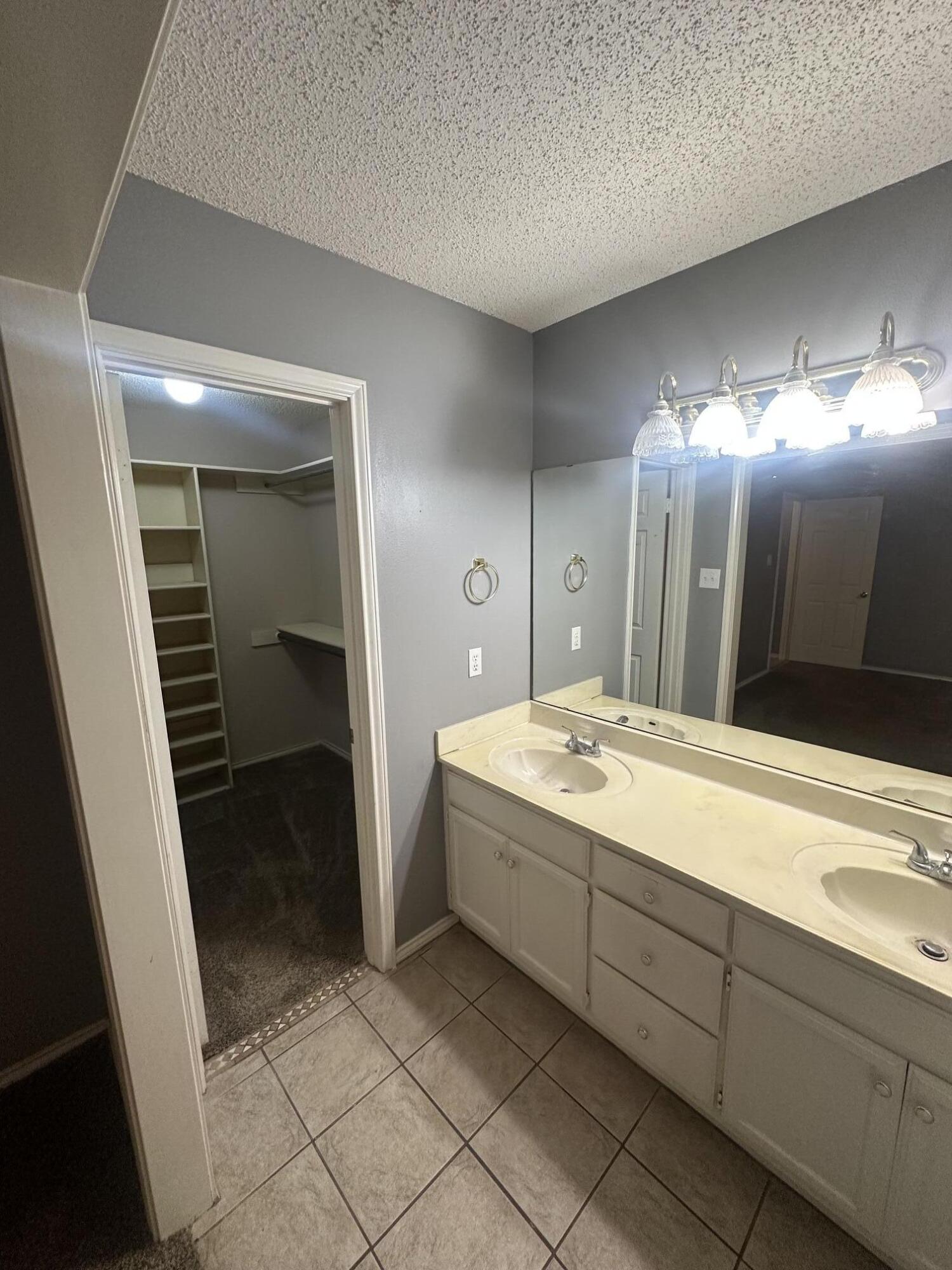 3426 Cedarhill Drive Property Photo 11