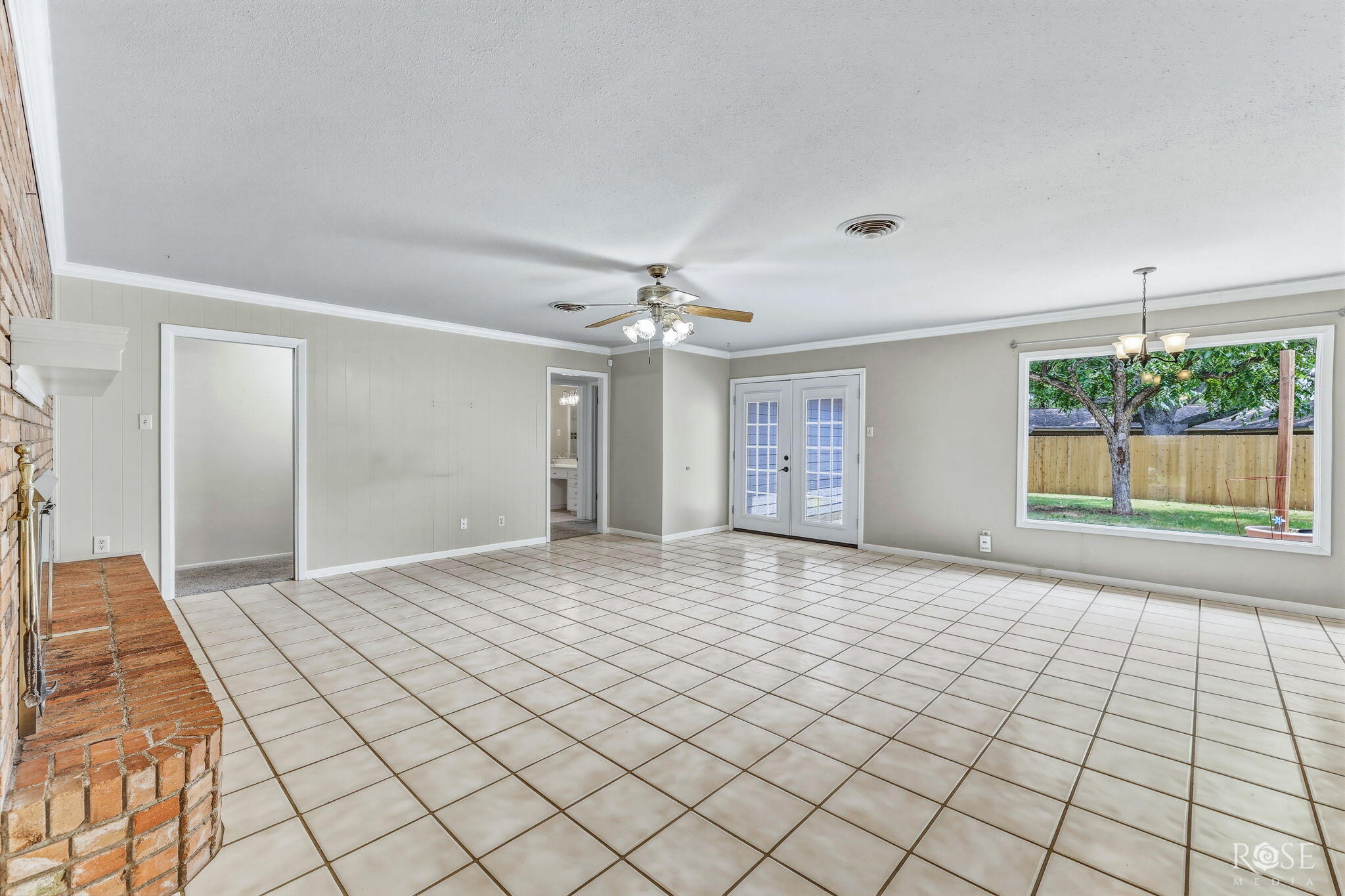 2639 Hemlock Drive Property Photo 5