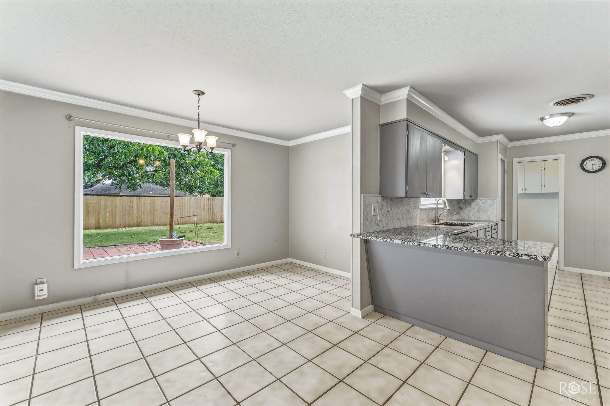 2639 Hemlock Drive Property Photo 7