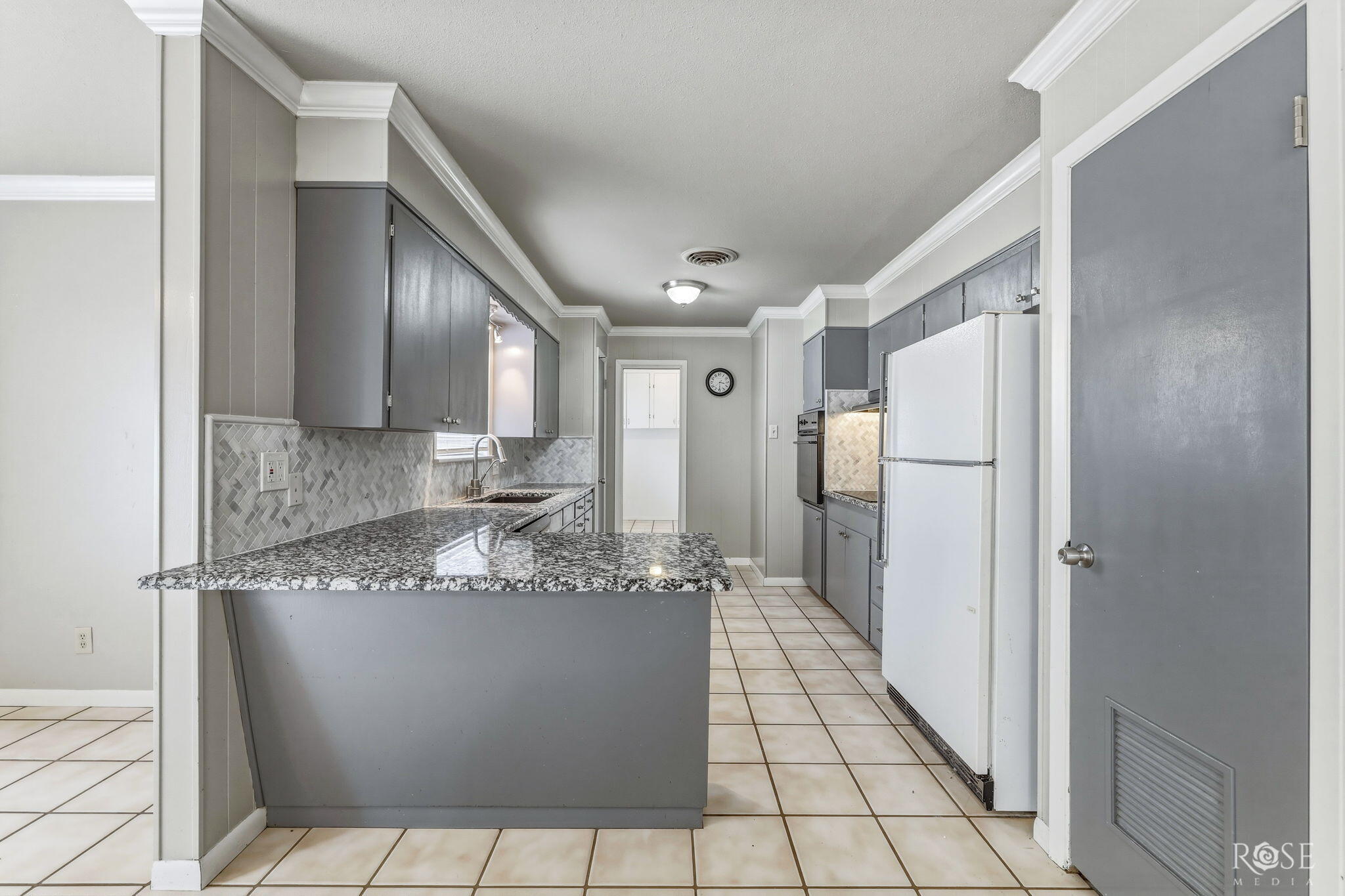 2639 Hemlock Drive Property Photo 8
