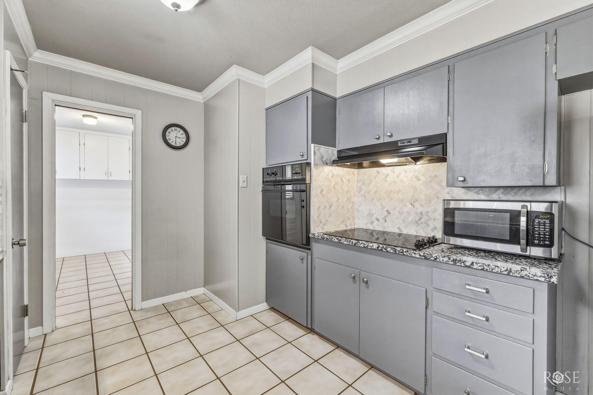 2639 Hemlock Drive Property Photo 9