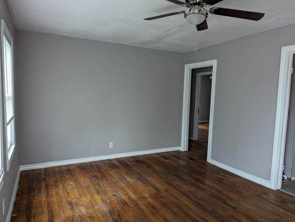209 S Garrett Street Property Photo 7