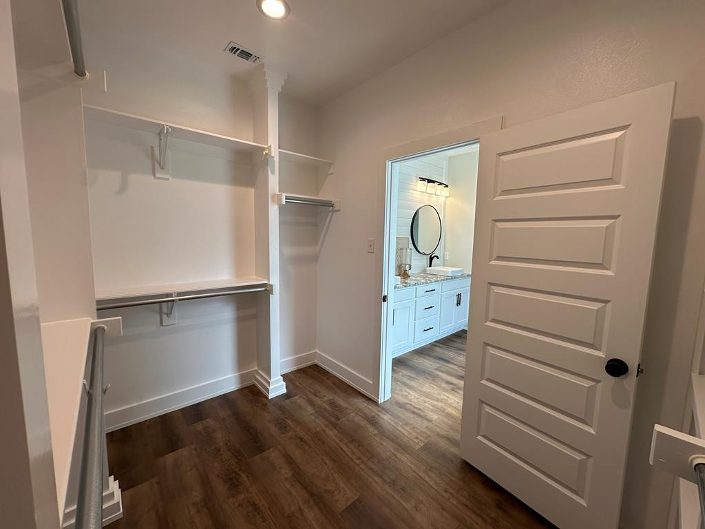 3611 Clearview Drive Property Photo 17