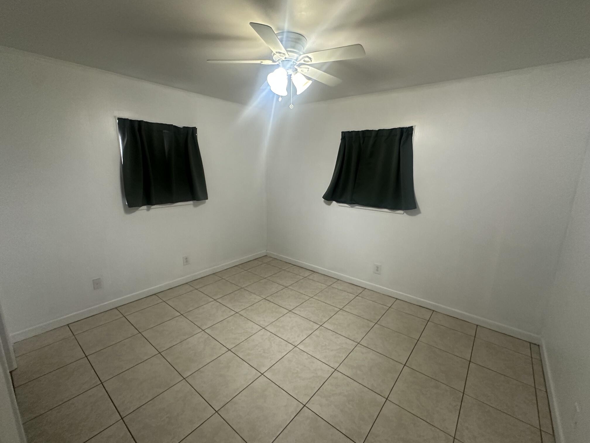 135 Oakwood Street Property Photo 8