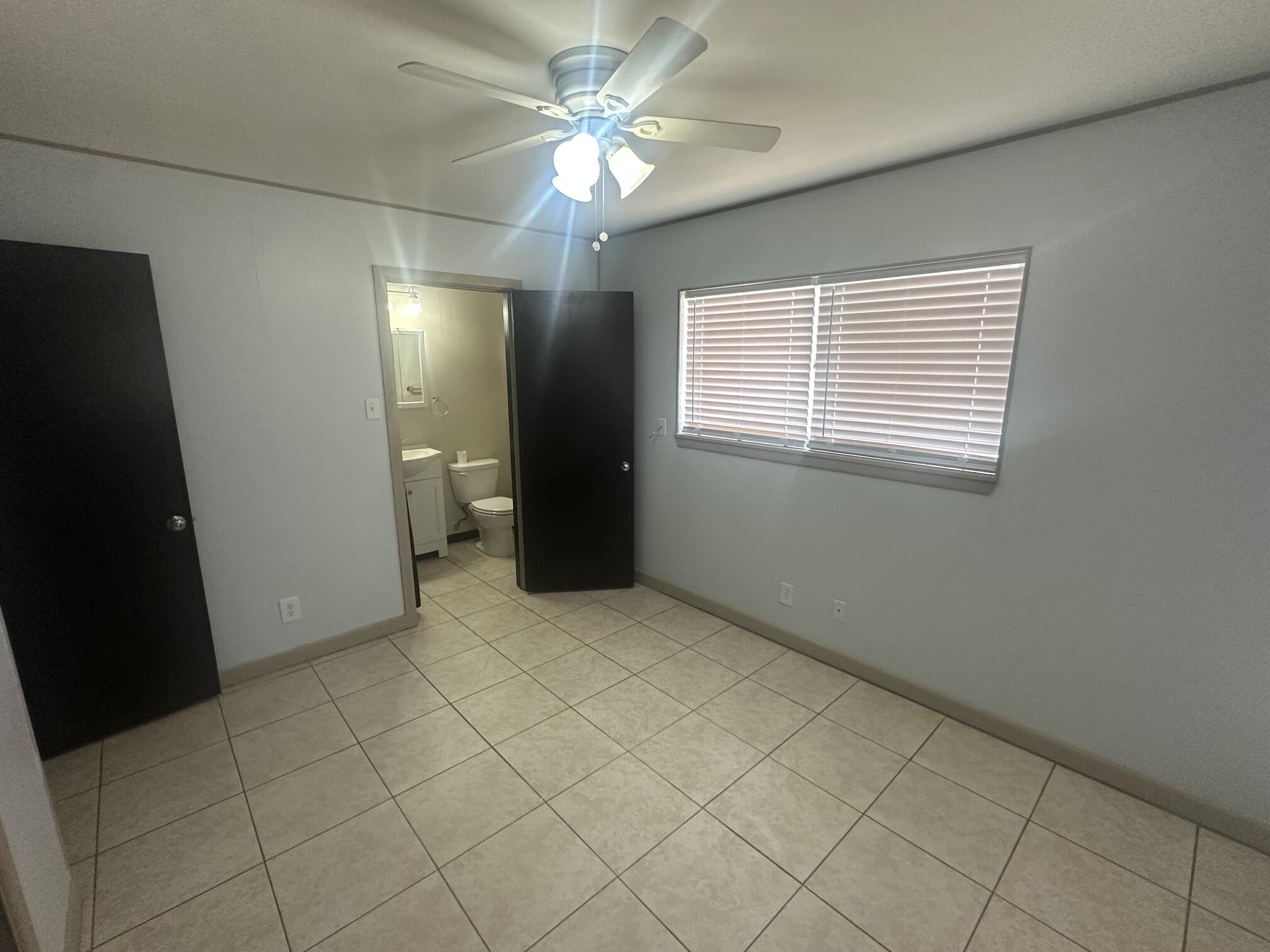 135 Oakwood Street Property Photo 10