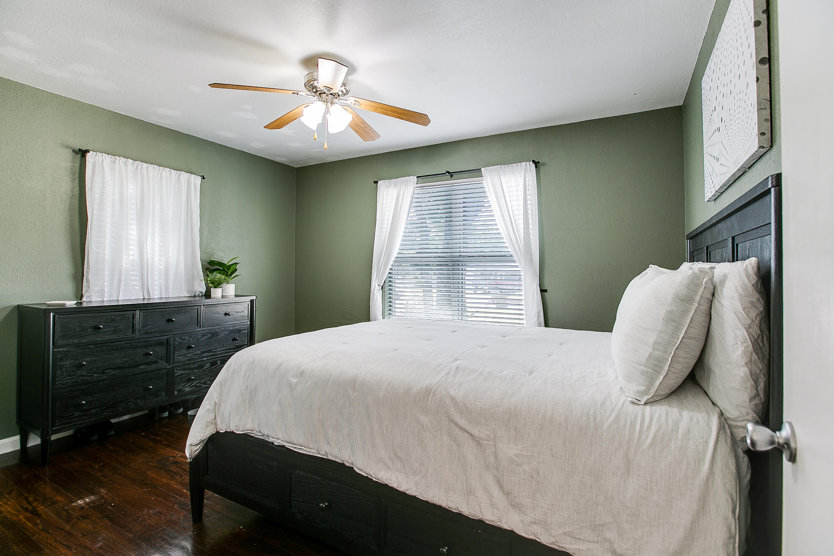 2646 W Harris Avenue Property Photo 14