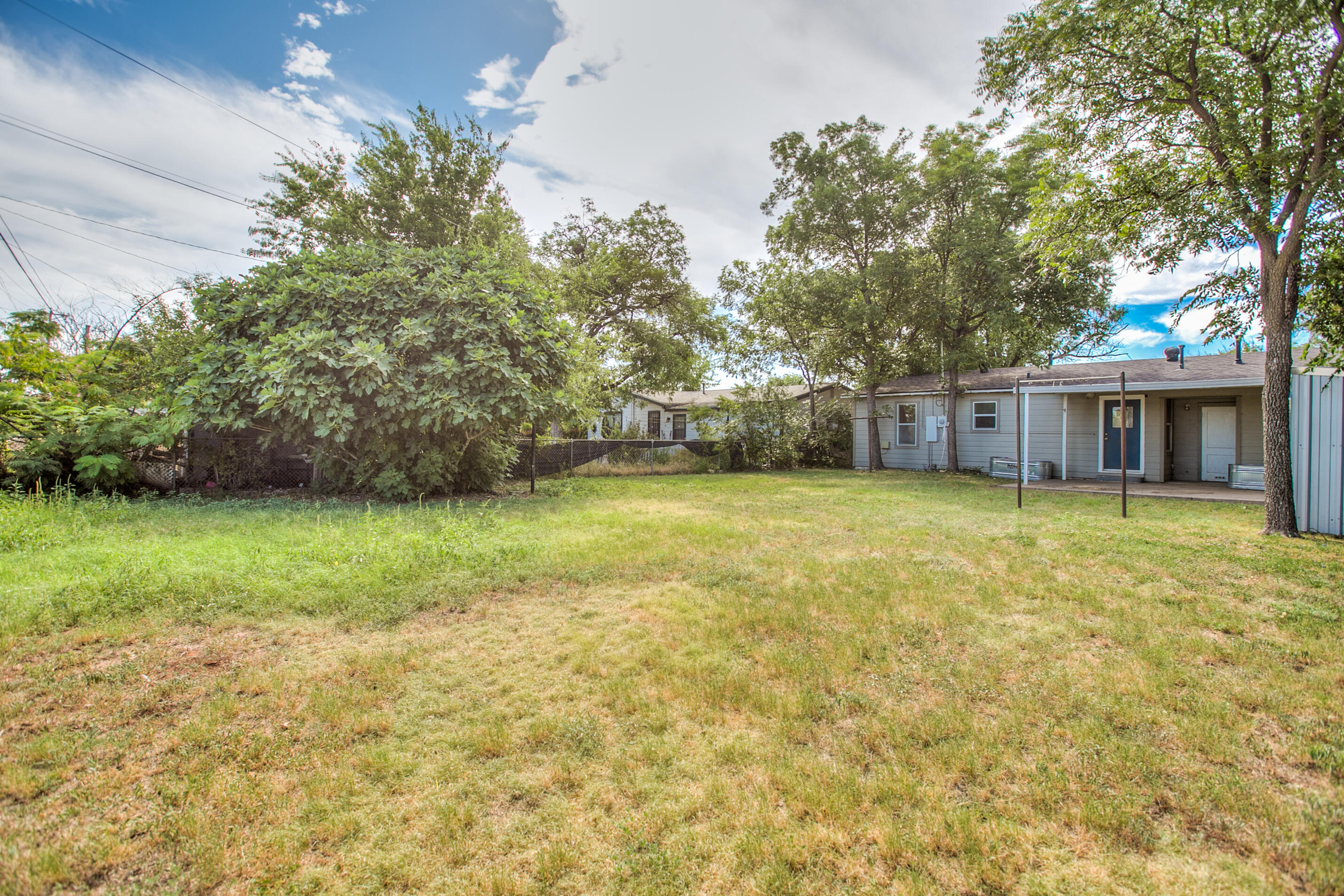 2646 W Harris Avenue Property Photo 22