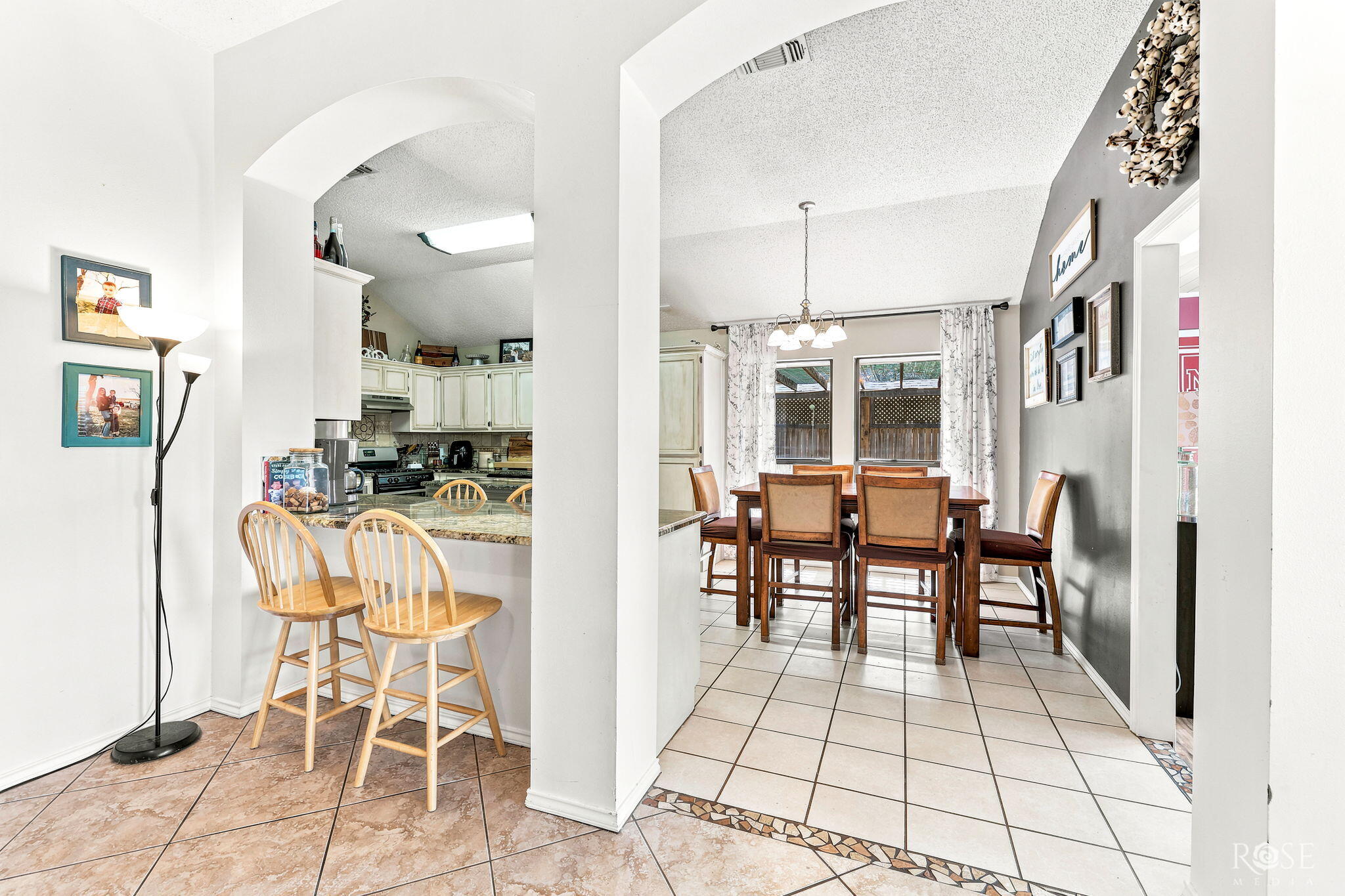 5818 Whitecastle Lane Property Photo 7