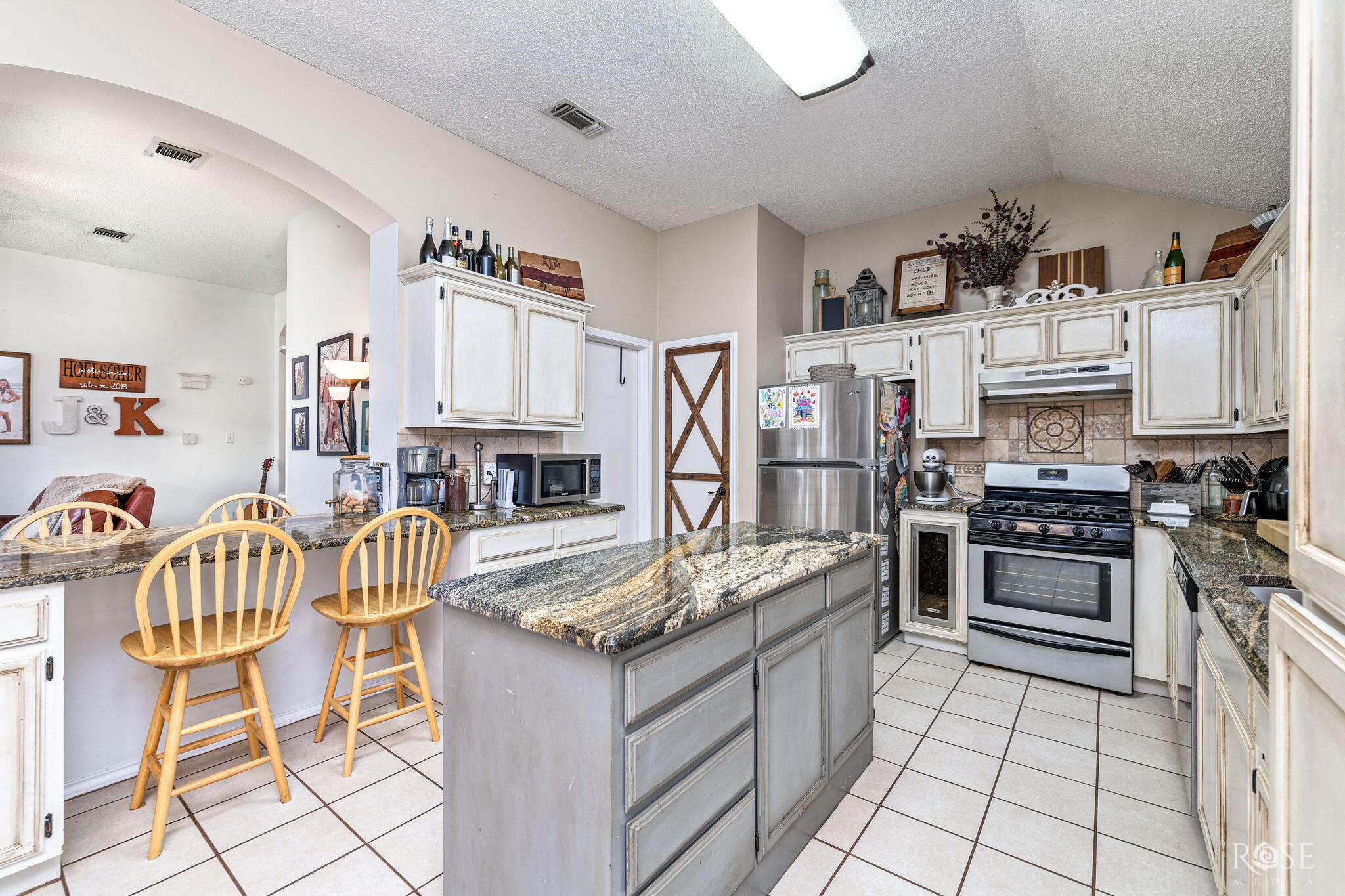 5818 Whitecastle Lane Property Photo 8