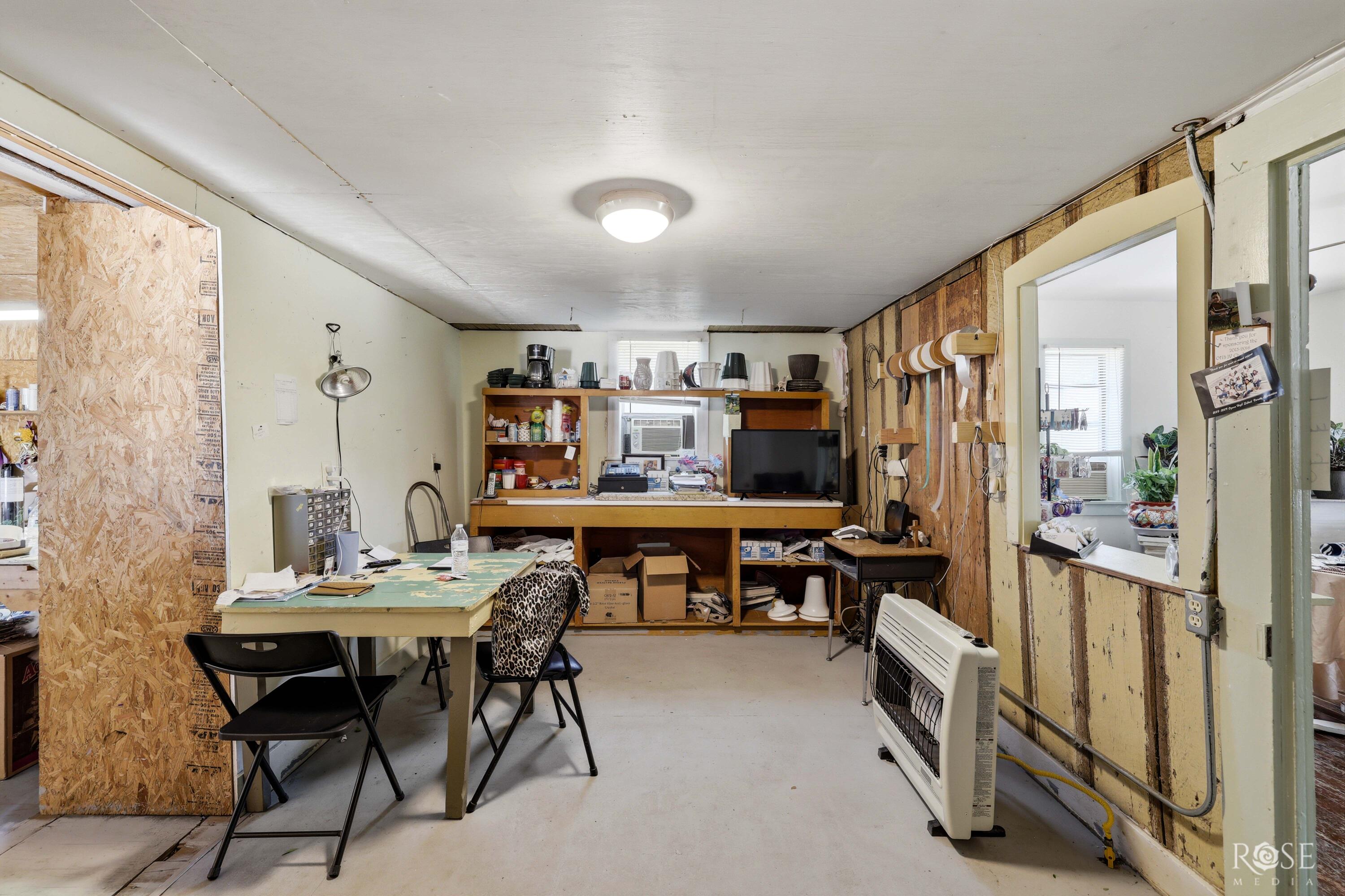 306 Ave E Property Photo 37