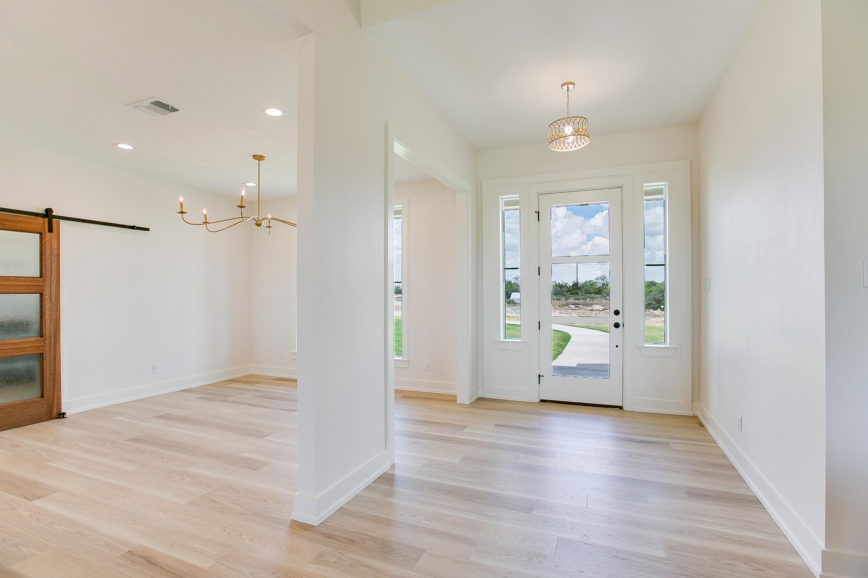 6858 Eugene Trail Property Photo 19