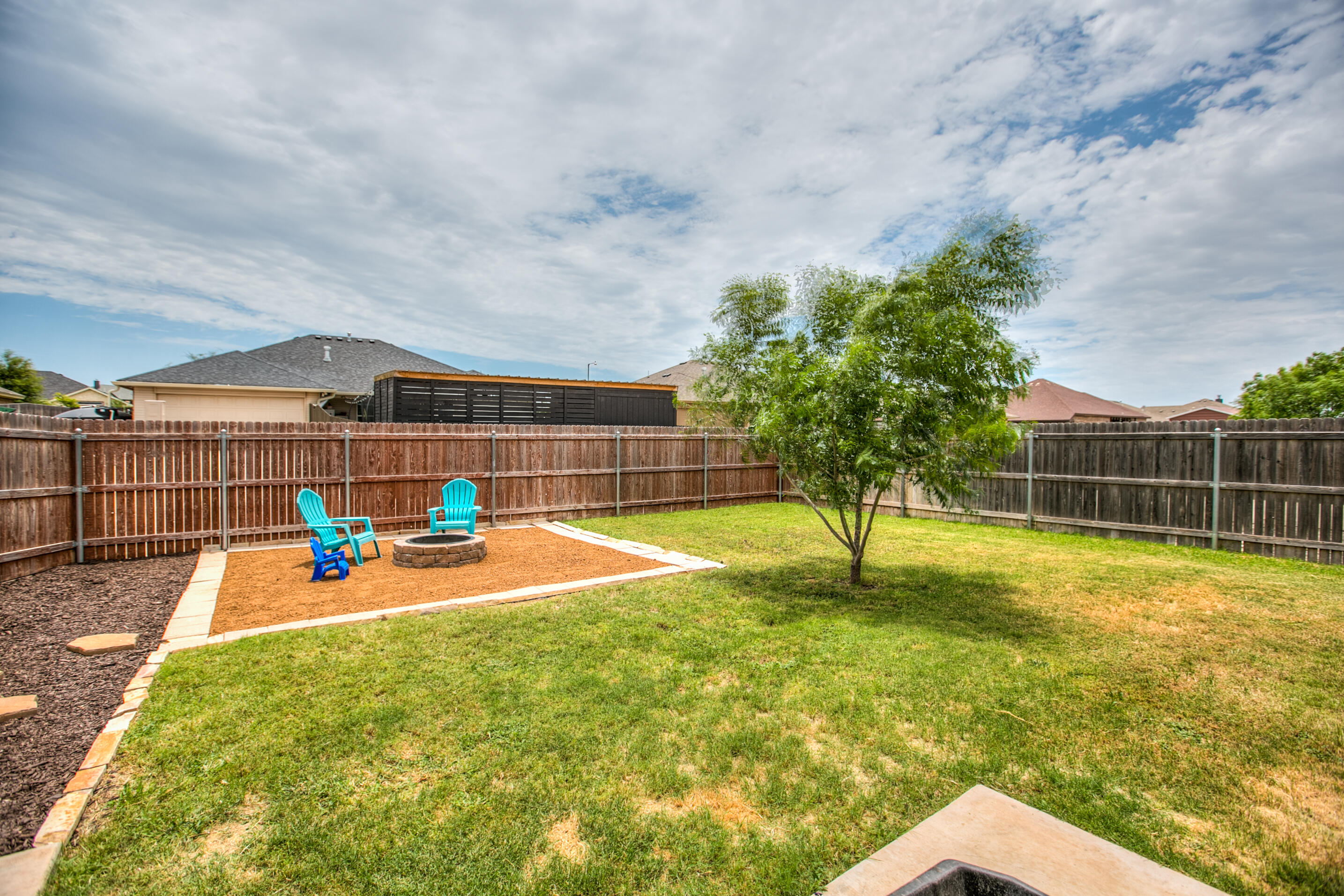 5022 Red Oak Lane Property Photo 25