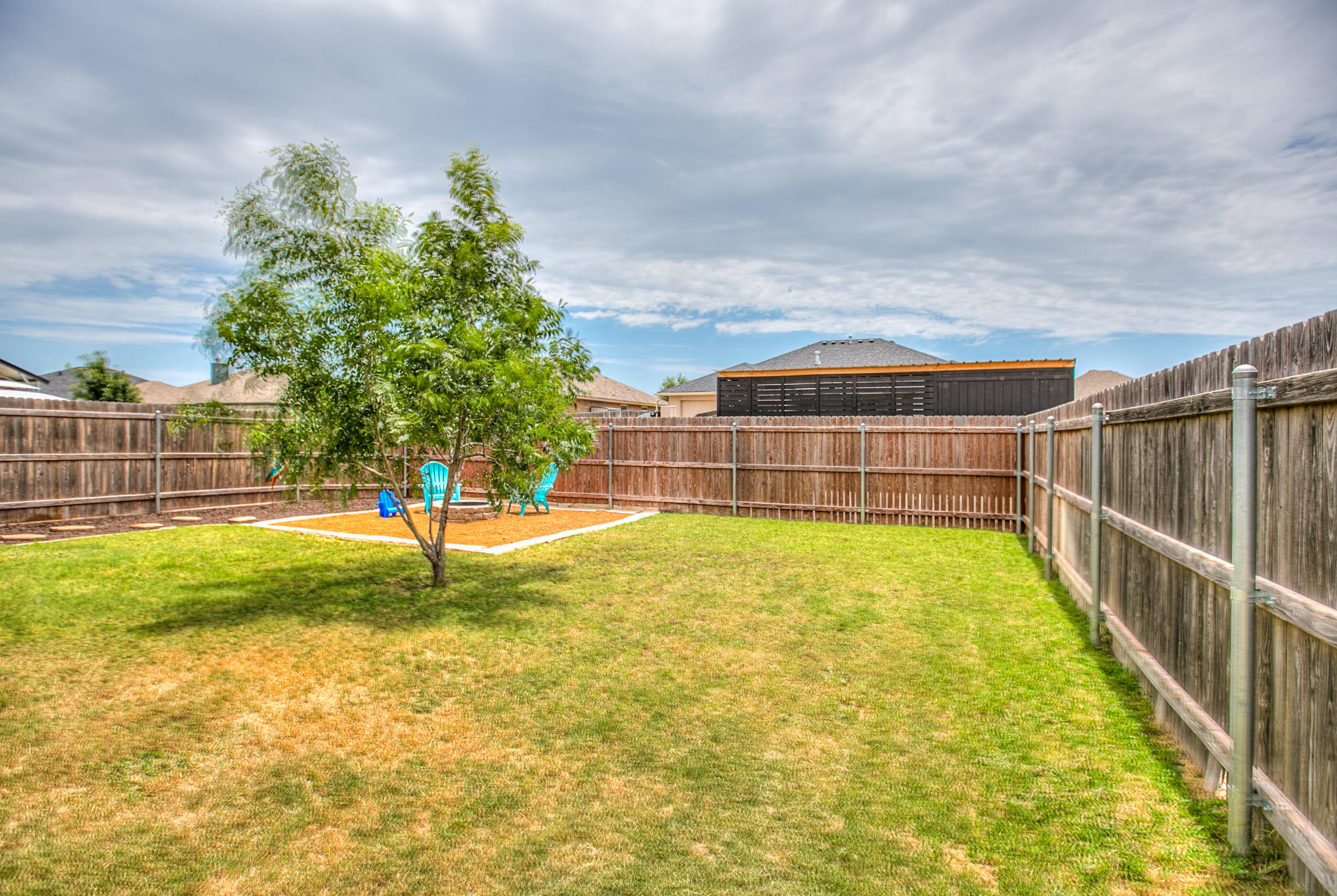 5022 Red Oak Lane Property Photo 26