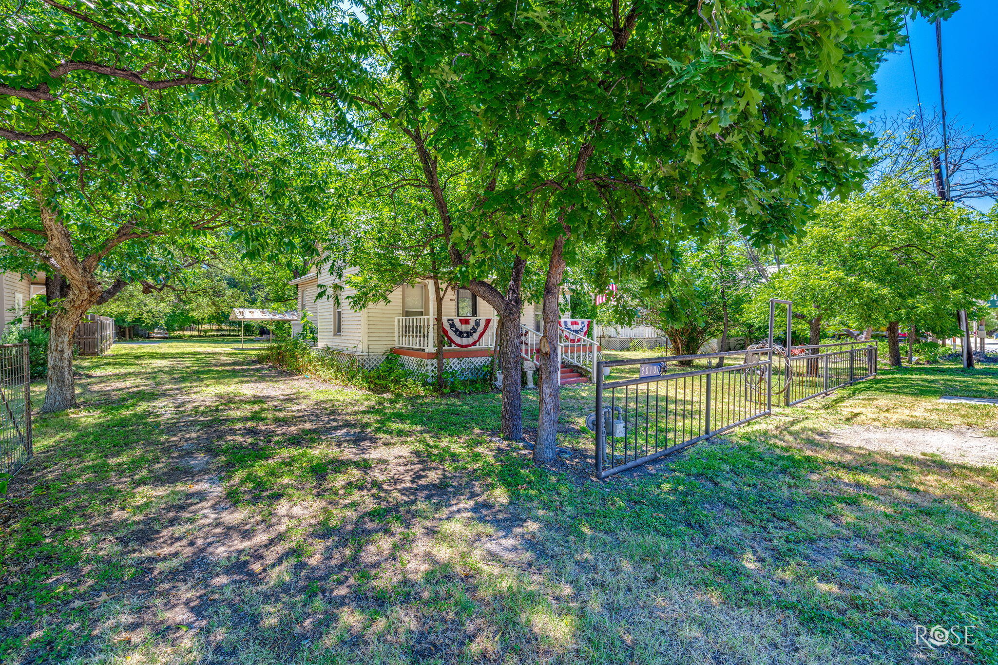 20100 Main Street Property Photo 4