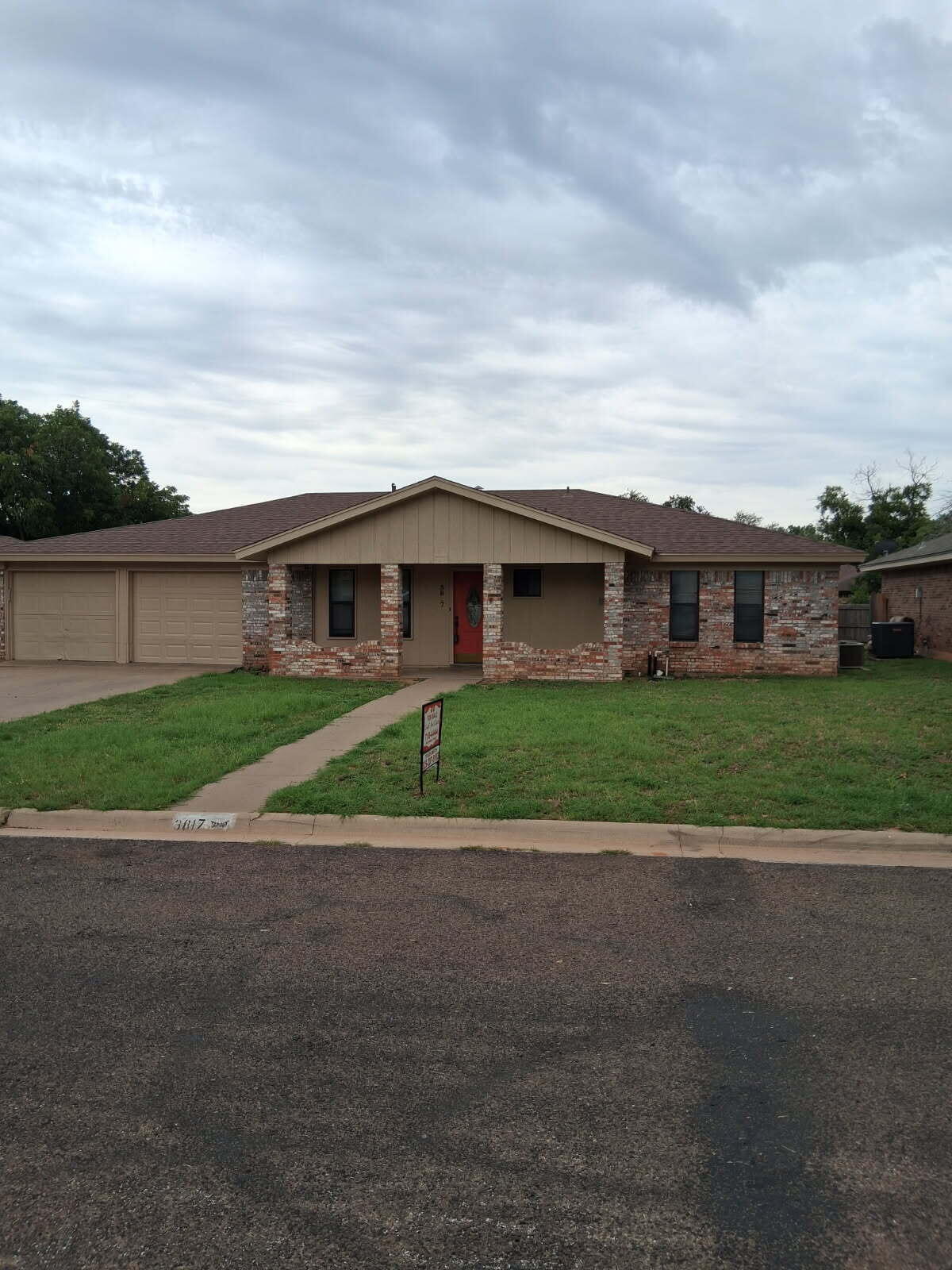 3817 Inglewood Drive Property Photo 1