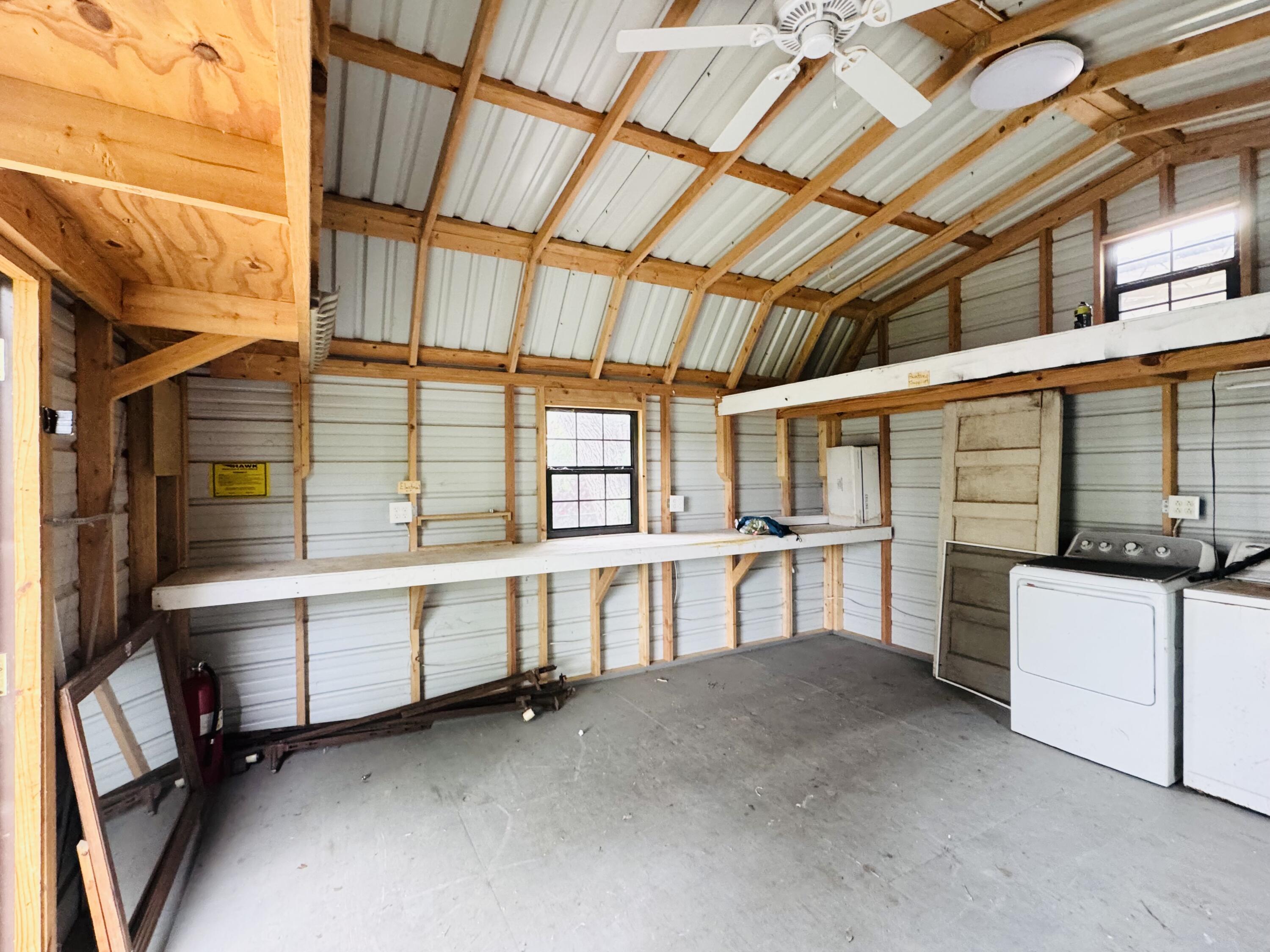 1510 E Harris Avenue Property Photo 13