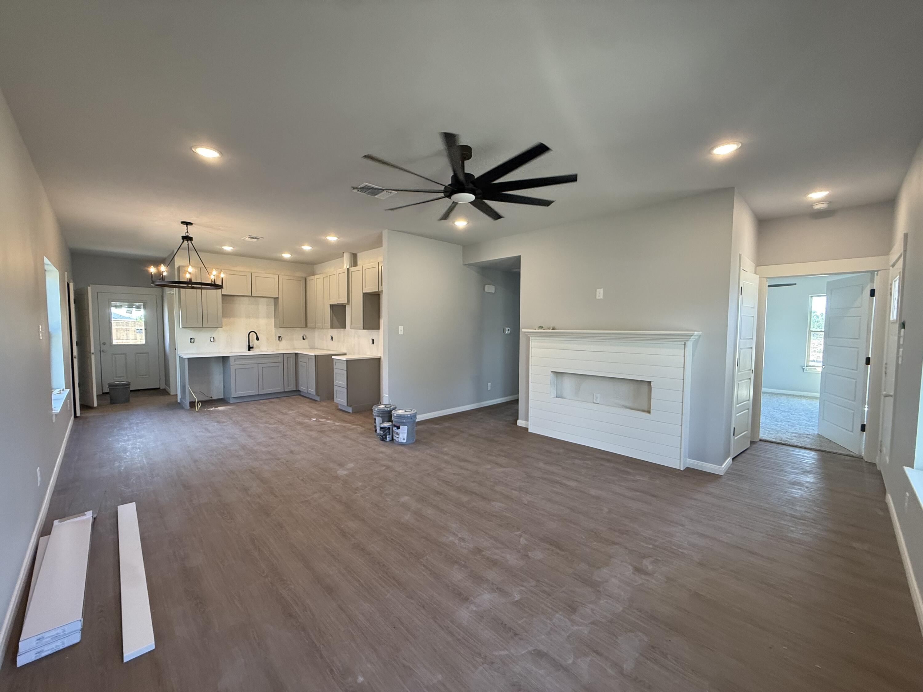 6118 Stone Canyon Trail Property Photo 4