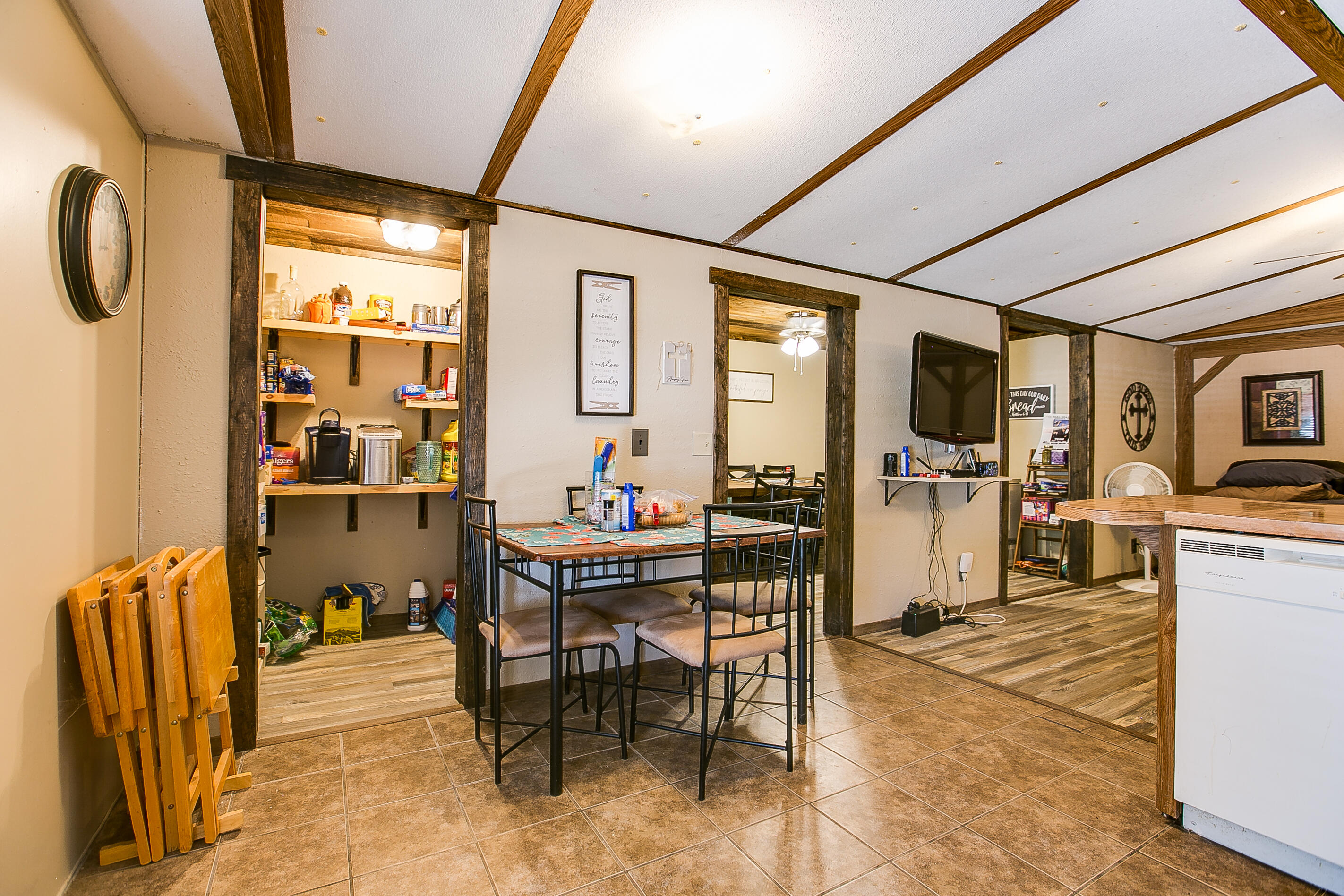143 Sweet Road Property Photo 8