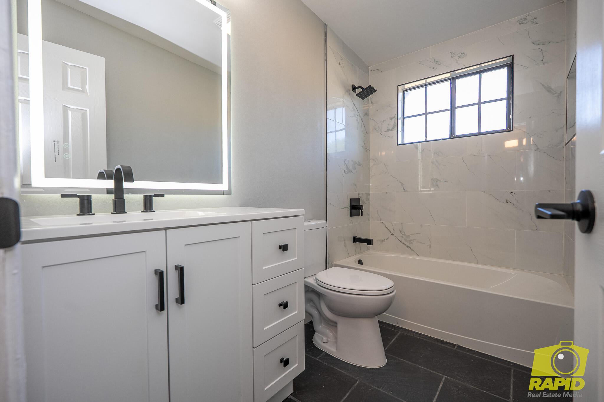 1104 Clairmont Street Property Photo 23